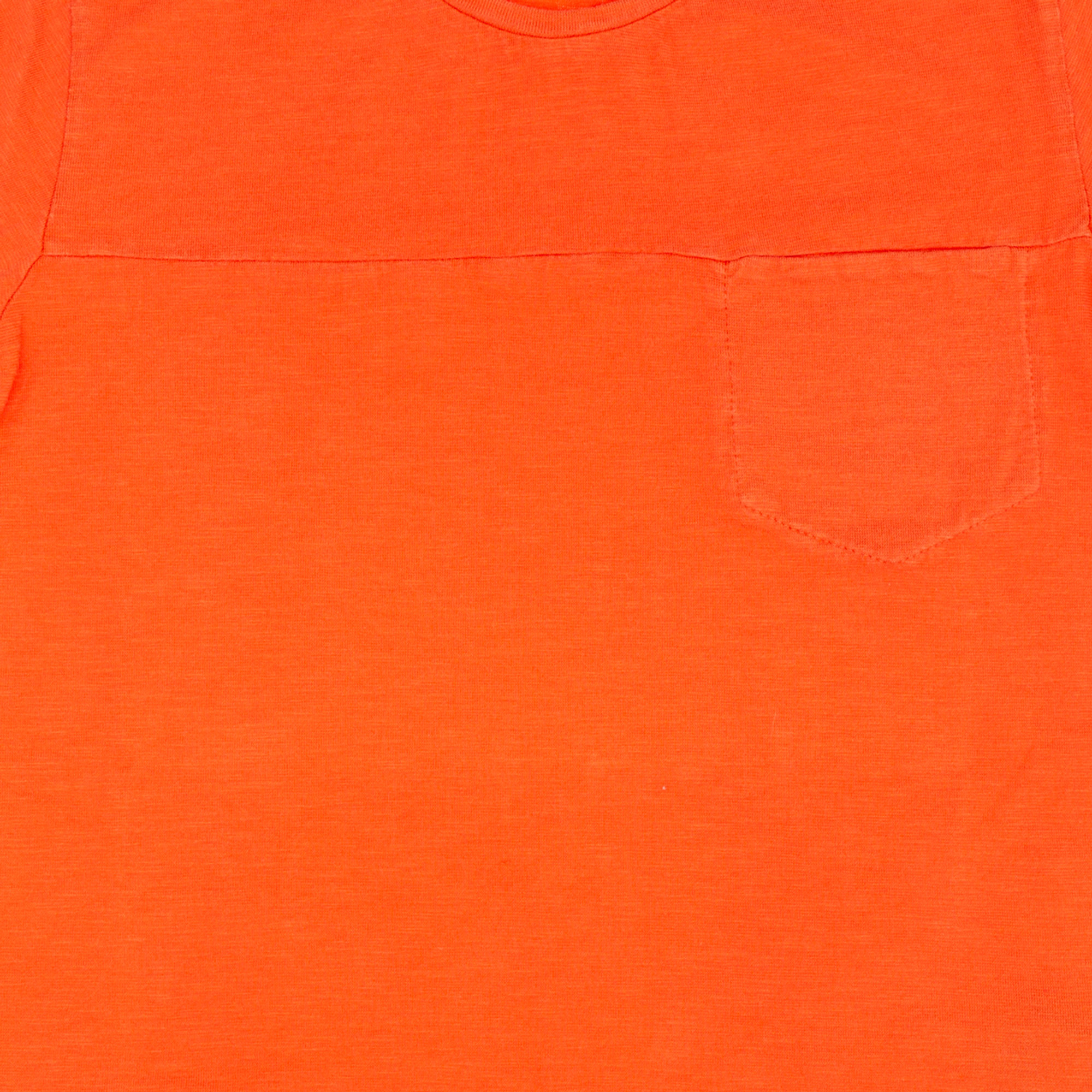T-shirt effetto vintage con taschino Please  vista2