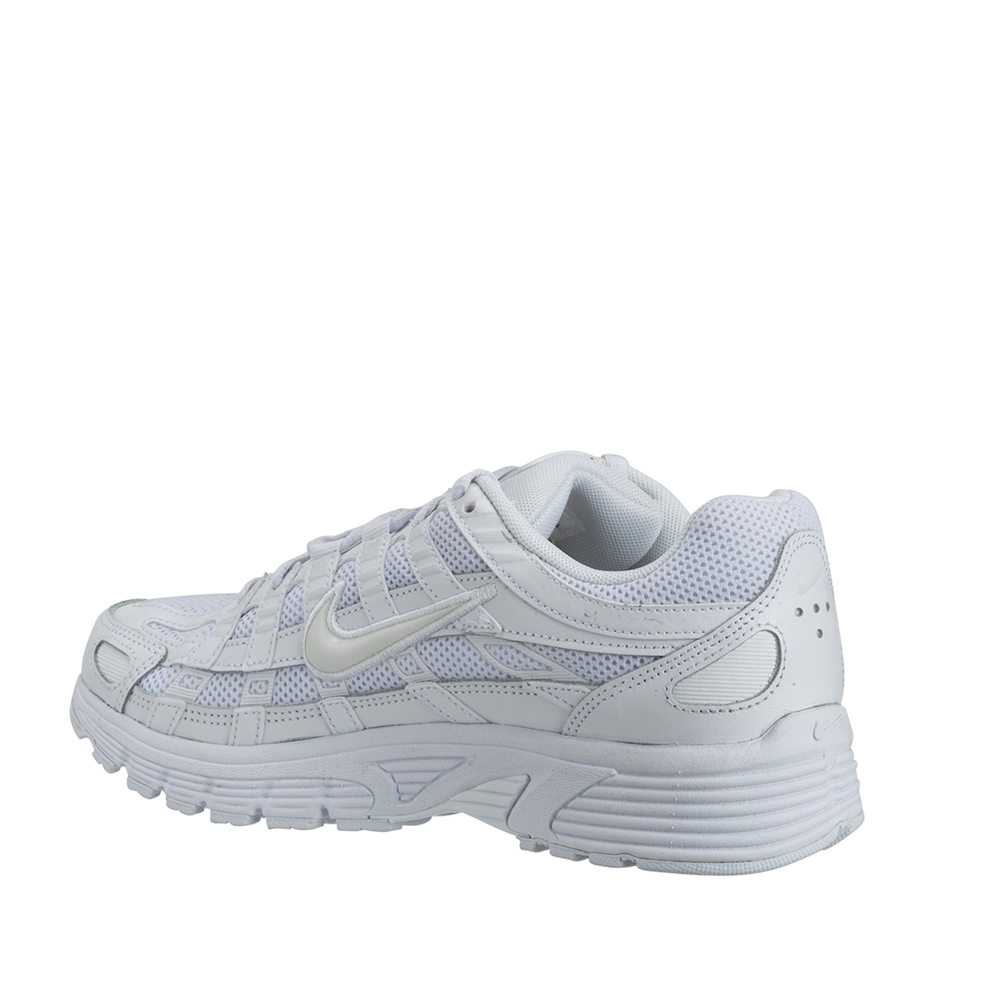 Sneakers Nike P-6000 bianche Nike vista1