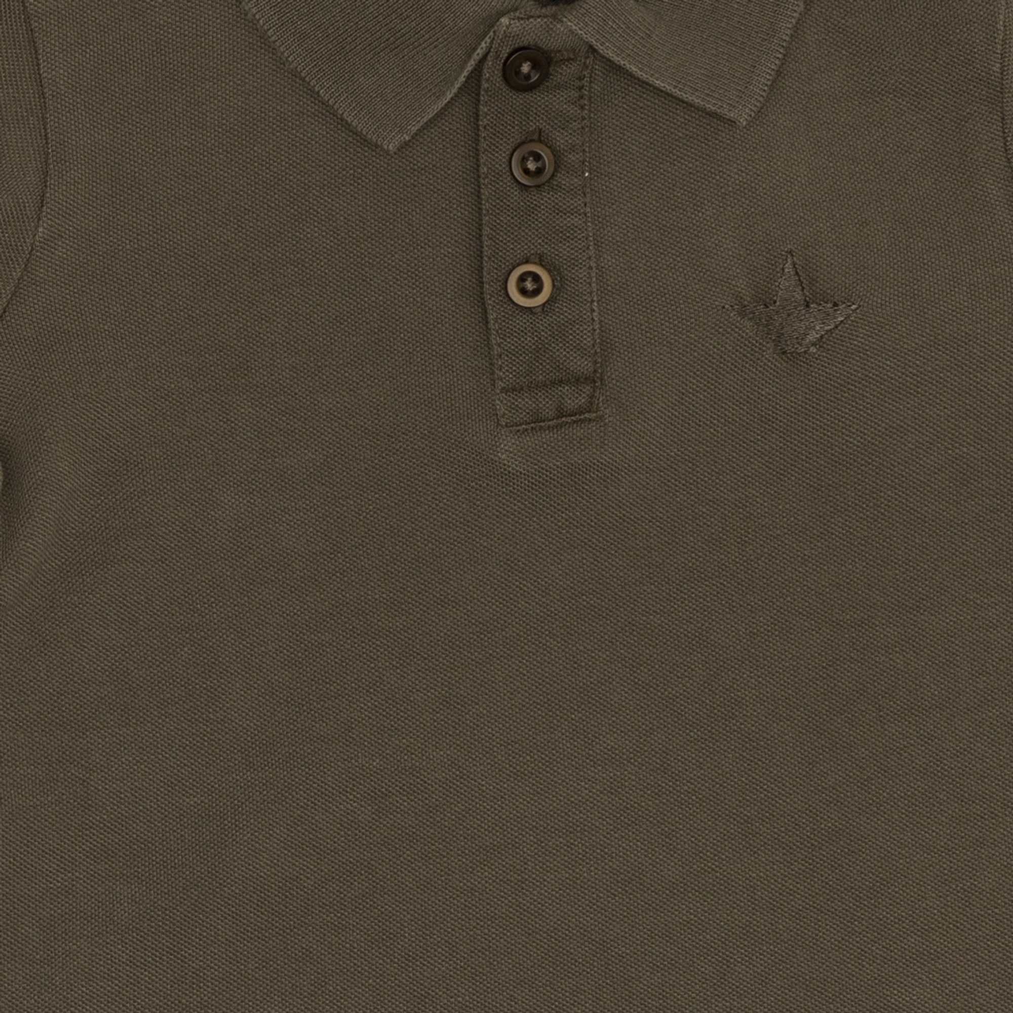 Polo verde militare delavè con logo ricamato Macchia J vista2