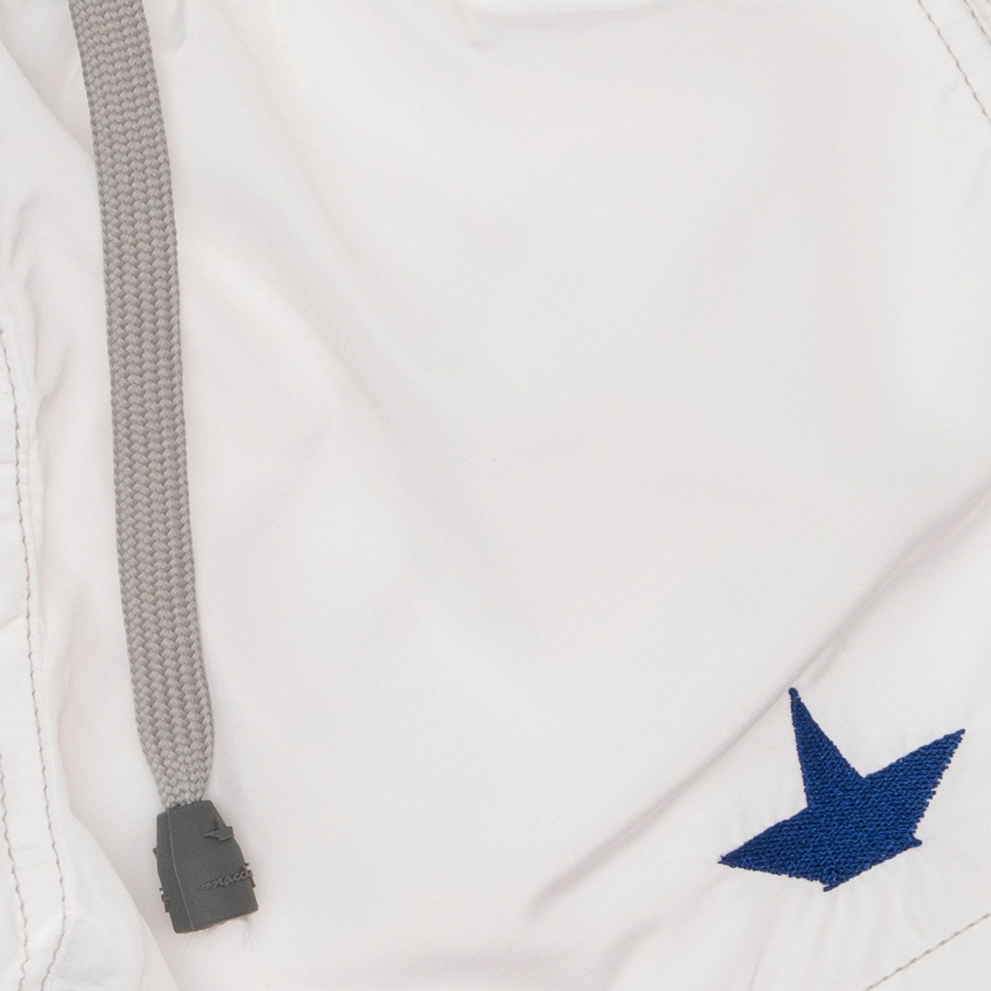 Short mare bianco con logo Macchia J vista2