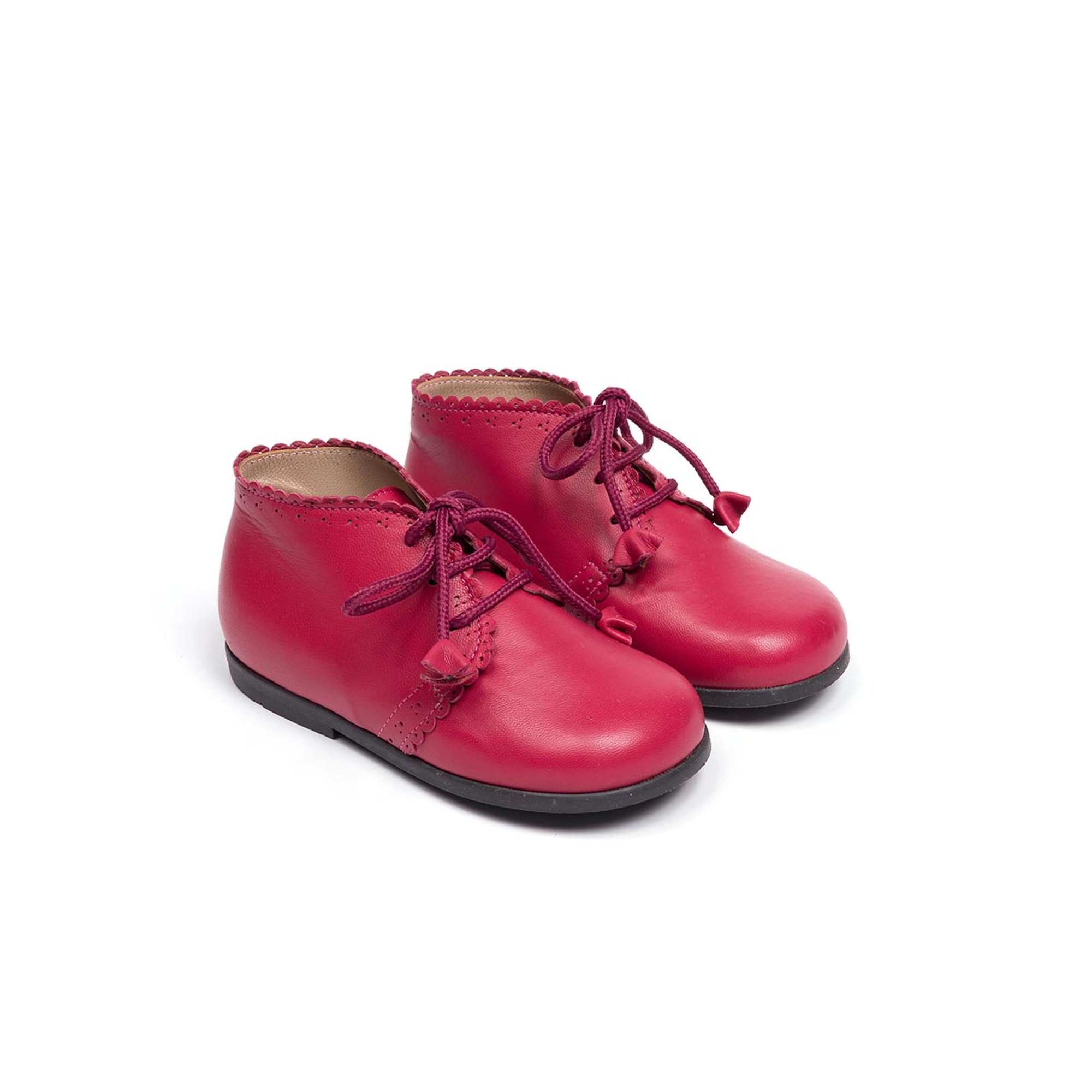 Stivaletto allacciato  in pelle con smerli rosso Pepè shoes vista1