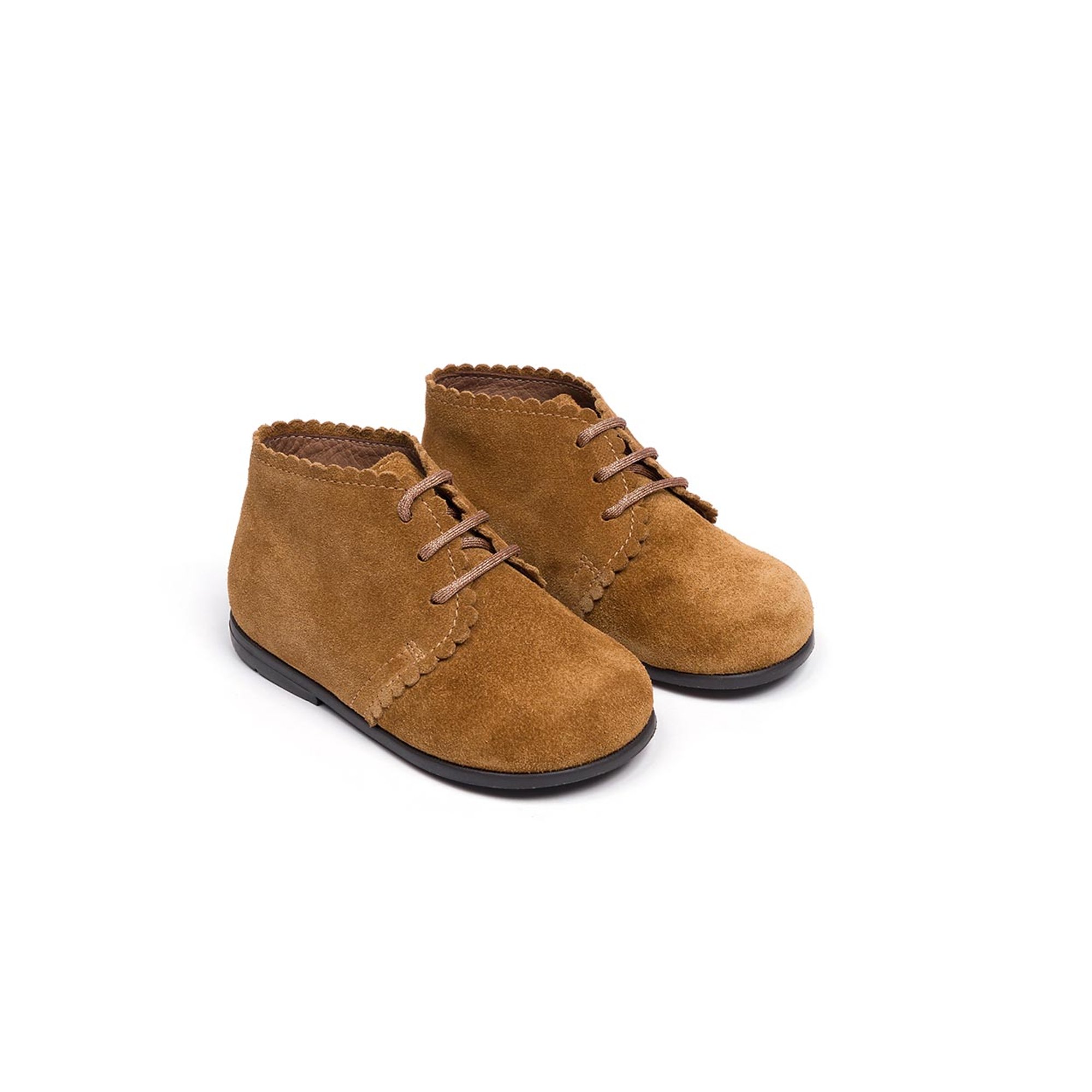 Stivaletto allacciato  in pelle con smerli marrone Pepè shoes vista0