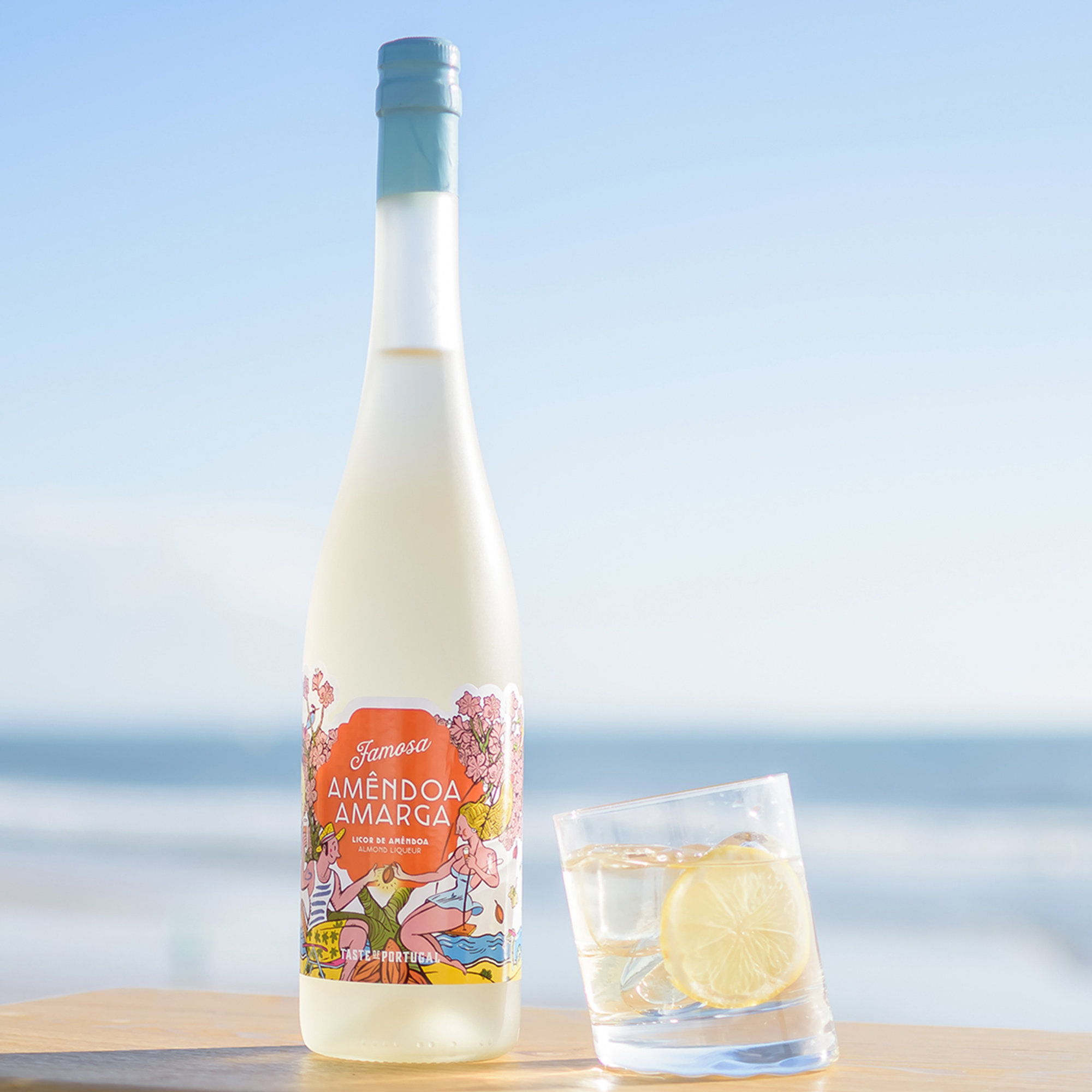 1 bottiglia - "Amêndoa Amarga Famosa" Liquore alla mandorla amara 70 cl Lisboa Wine & Spirits vista2