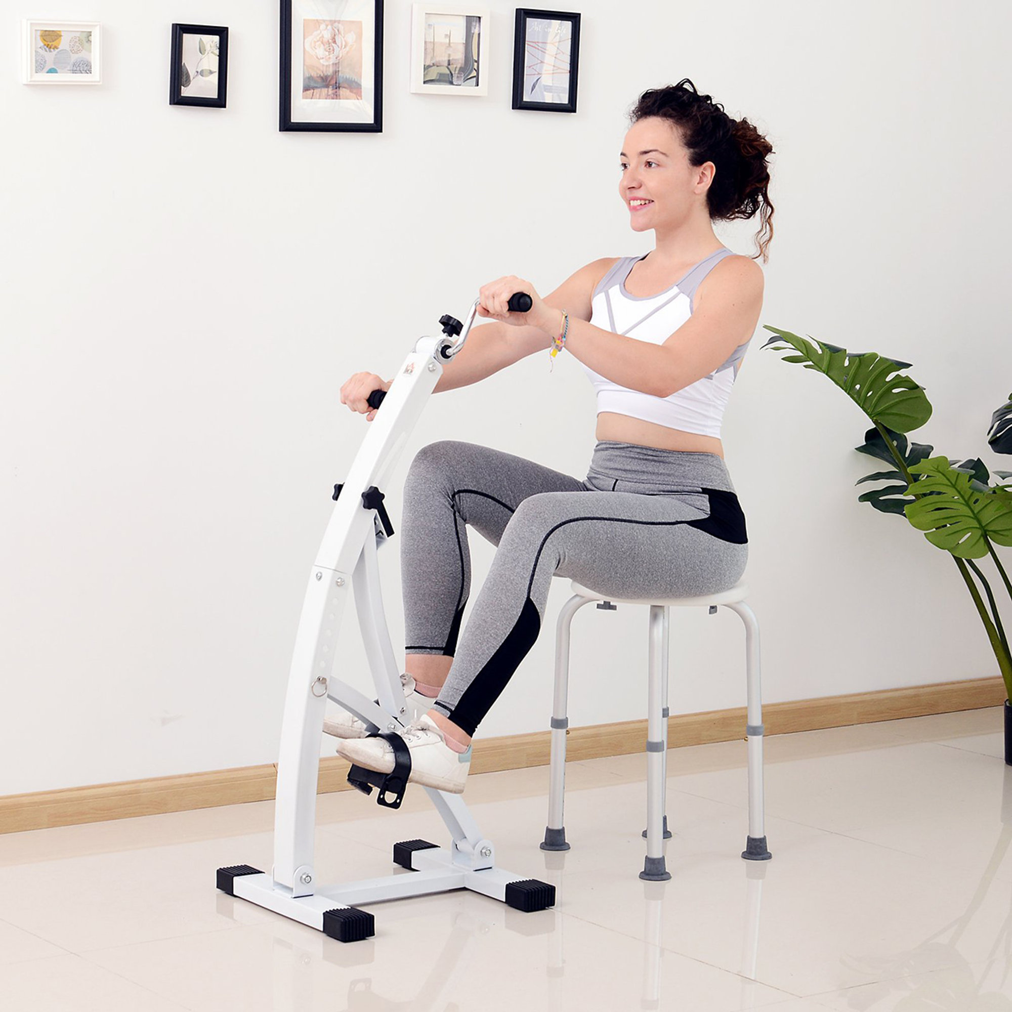 Ciclo cyclette pedaliera gambe e braccia Fitness at home vista3