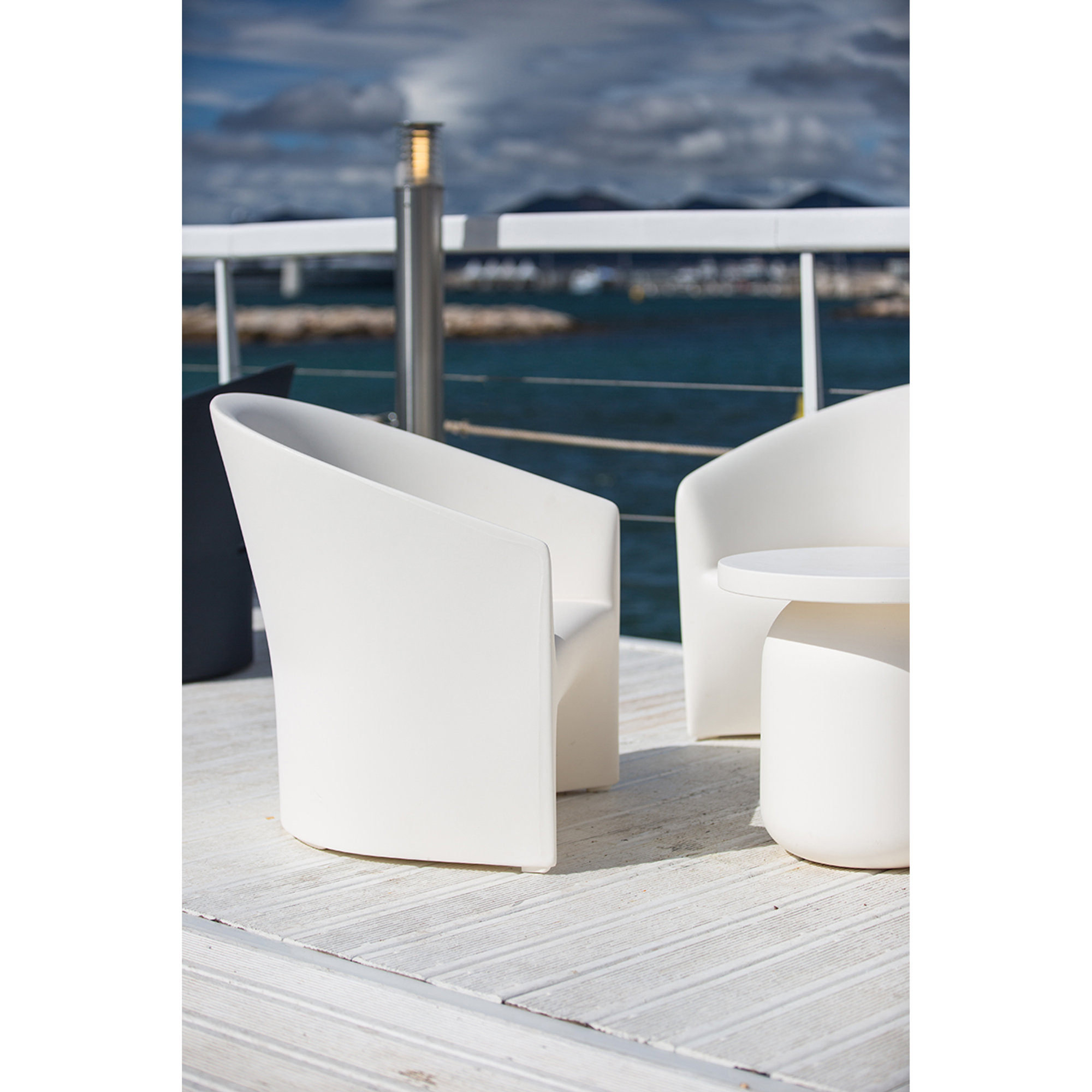Poltrona PINE BEACH, colore bianco Serralunga vista1