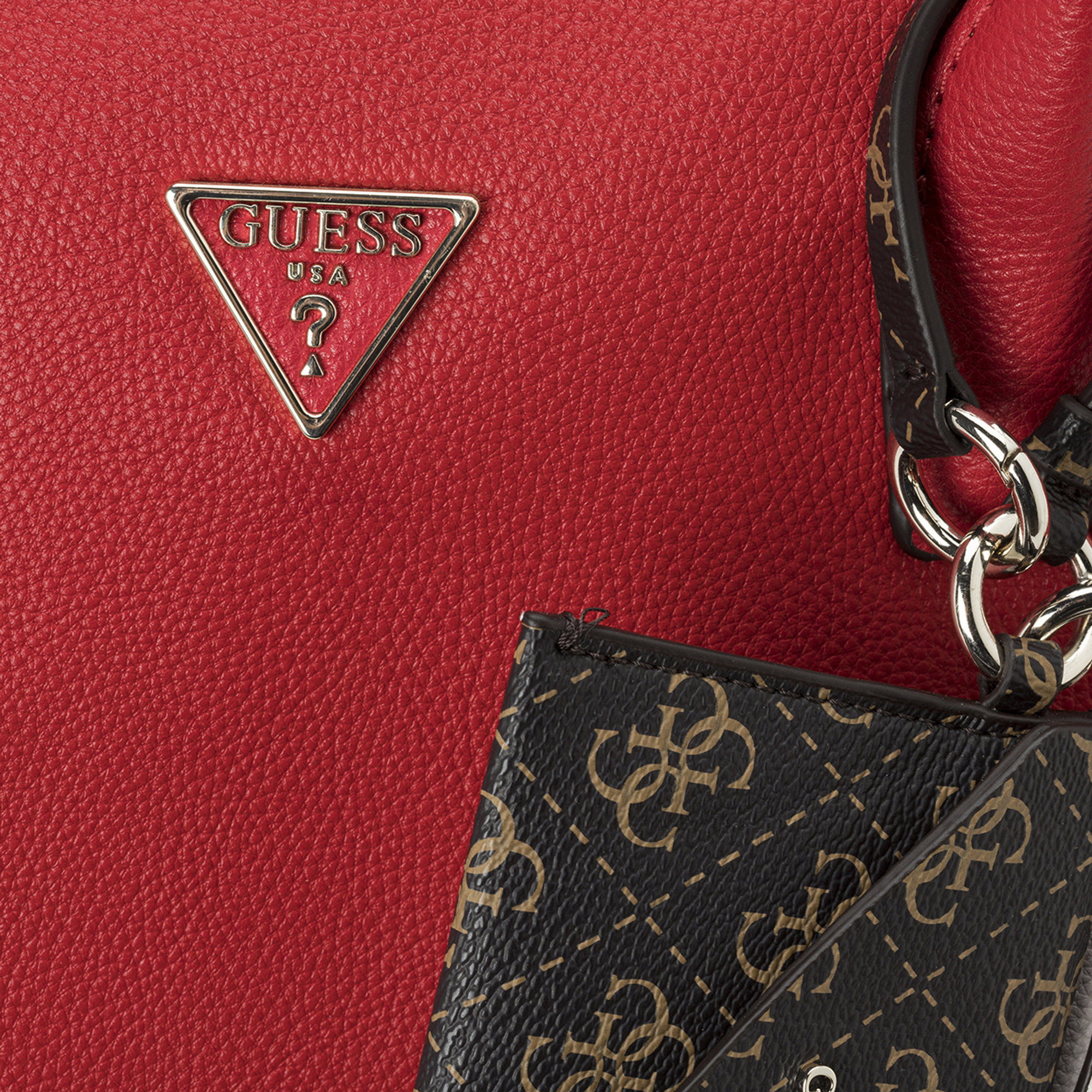 Shopper con pochette charm rossa Guess  vista3