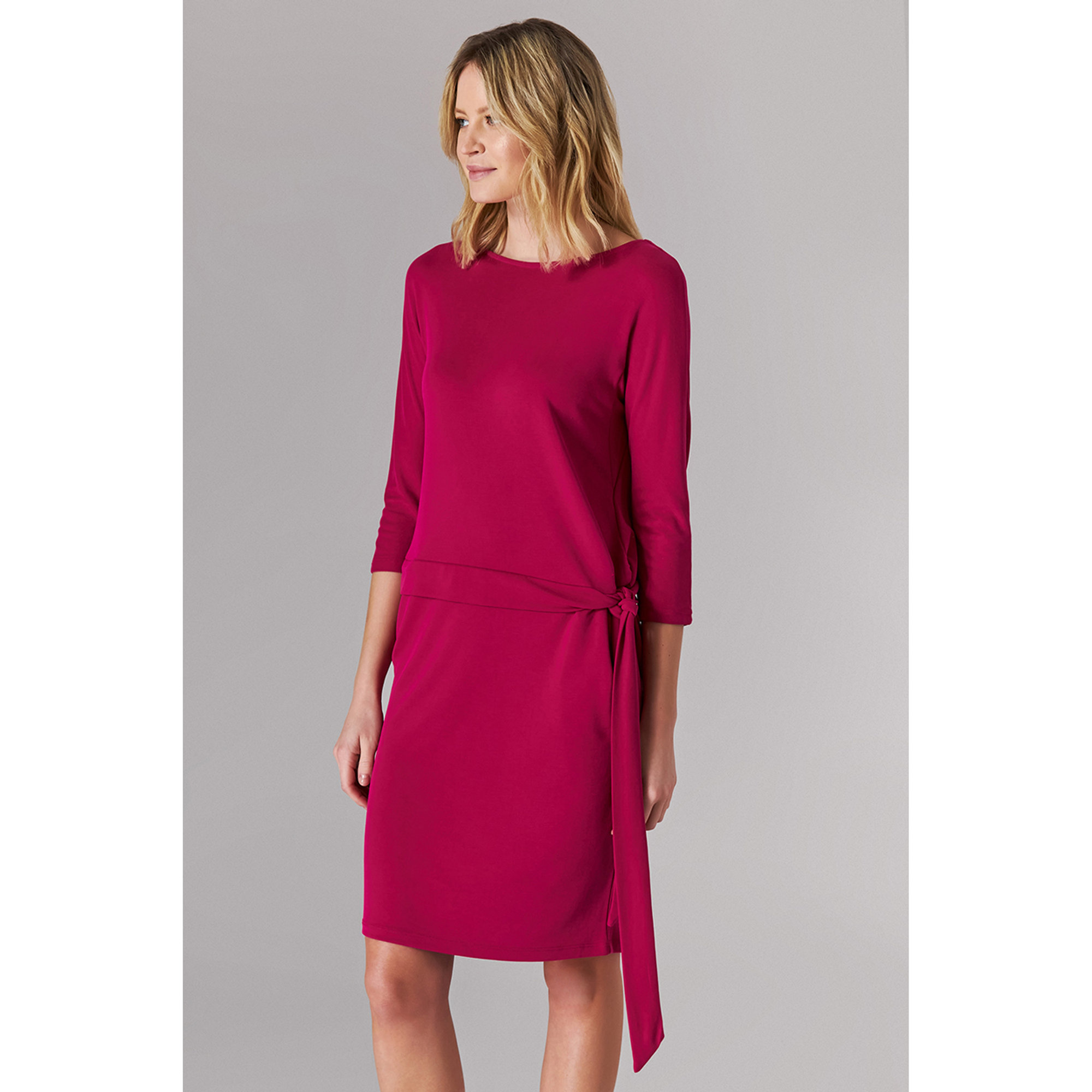 Vestito Golfa fucsia lunghezza media con dettaglio cintura con laccio Tatuum vista0