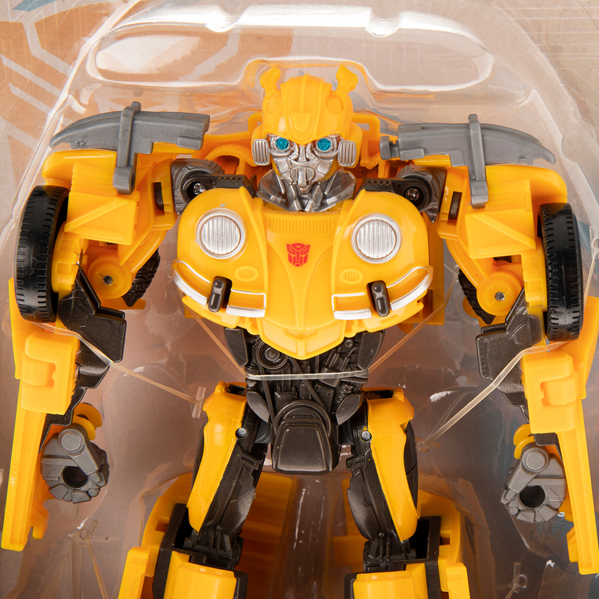 Hasbro - Transformers Bumblebee HASBRO vista1