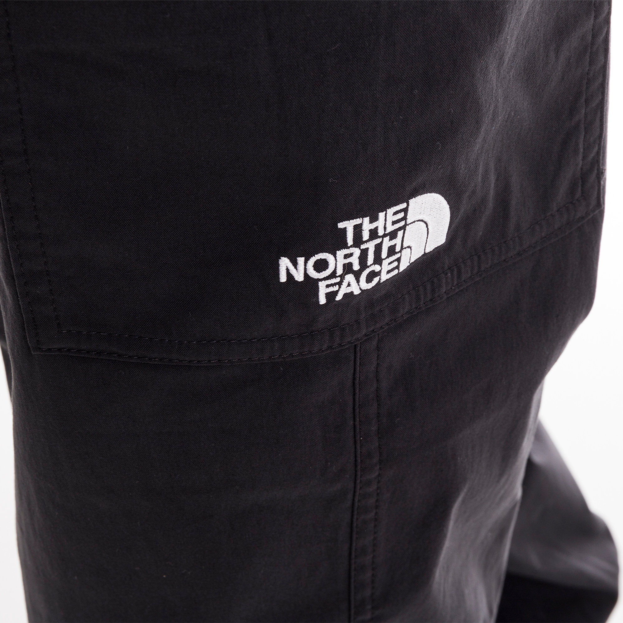 Pantaloni con tasche laterali neri The North Face vista2
