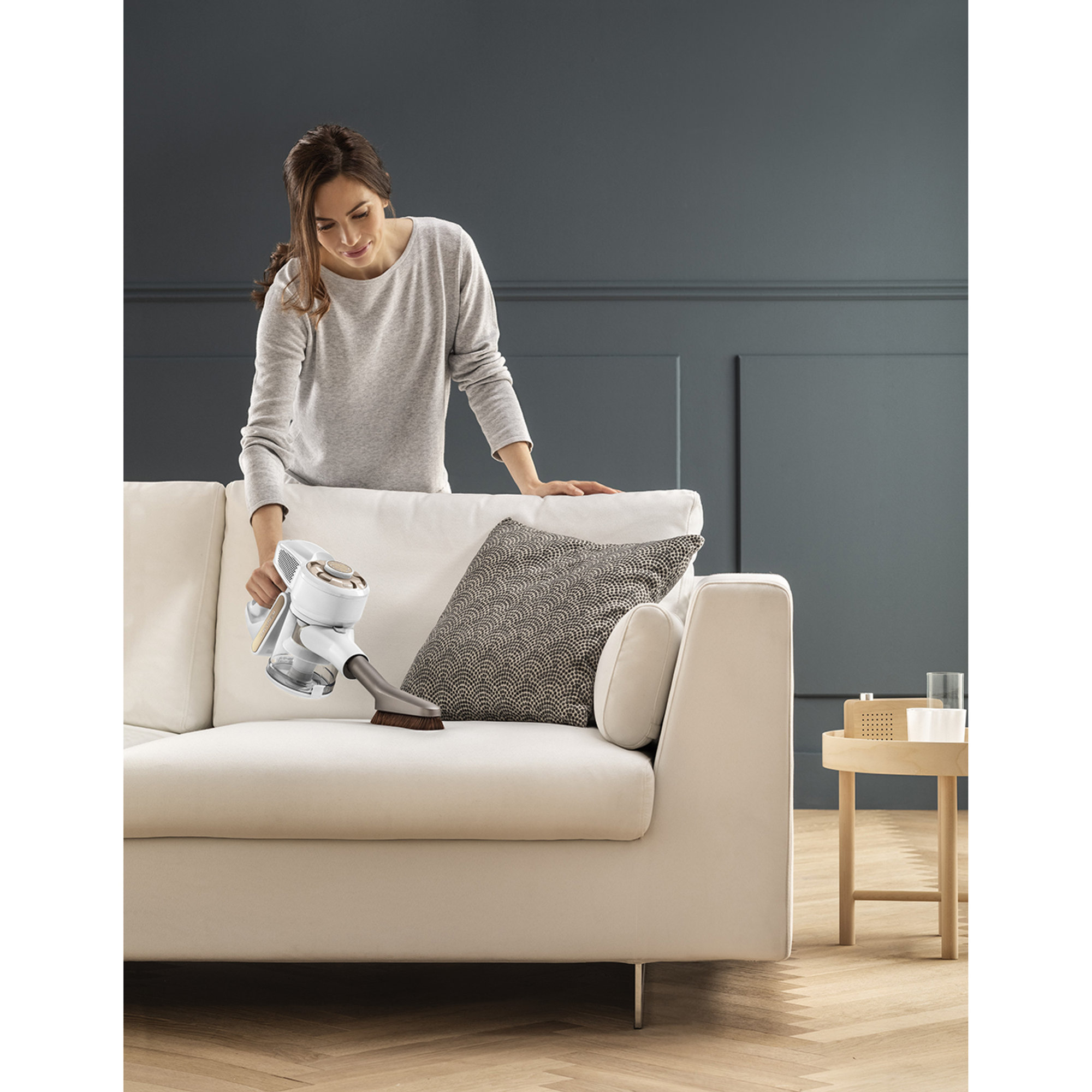 Scopa elettrica ricaricabile - XLM416.WCG, bianco/oro De Longhi vista5