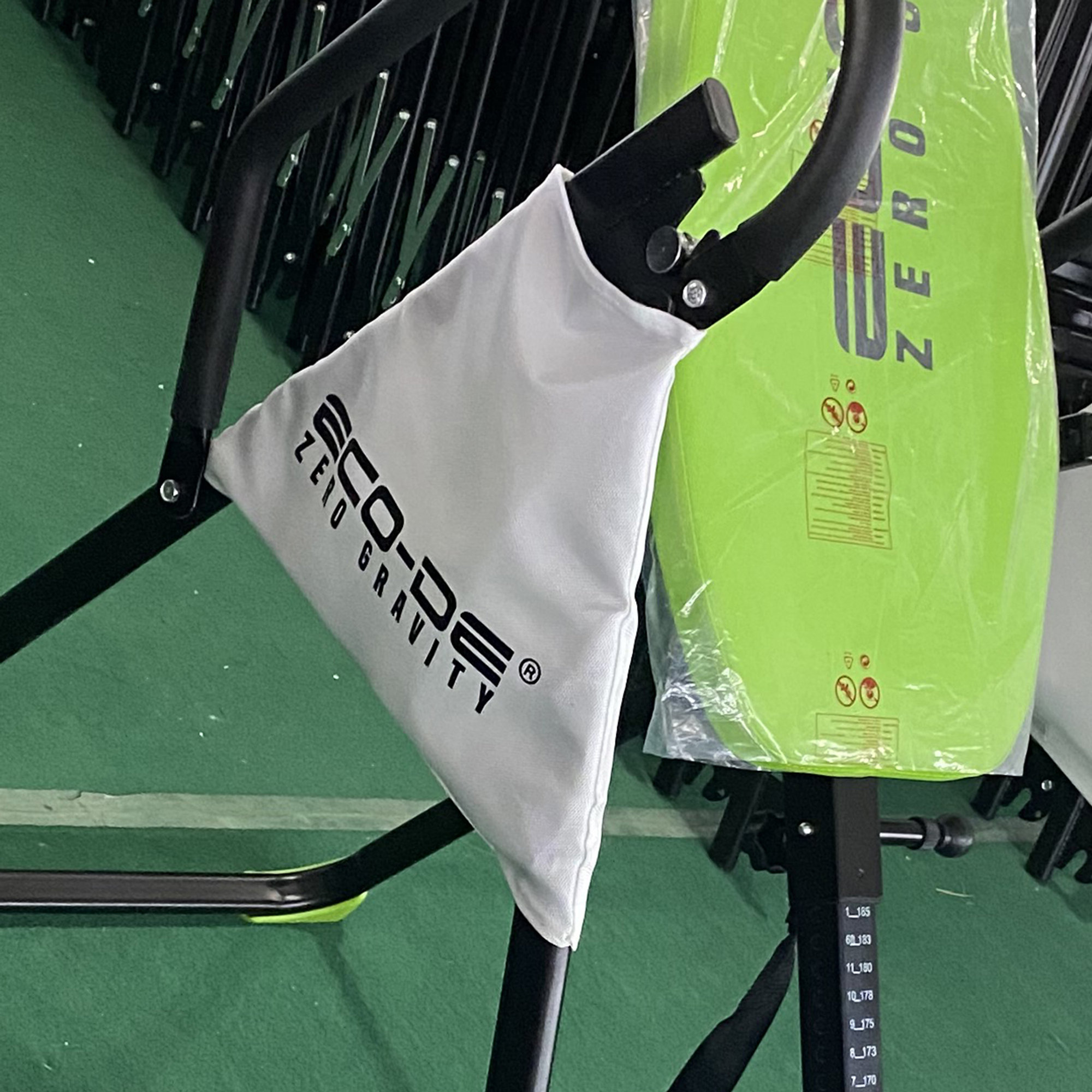 ECO-847 ZERO GRAVITY - Panca ad inversione Sport at home vista9