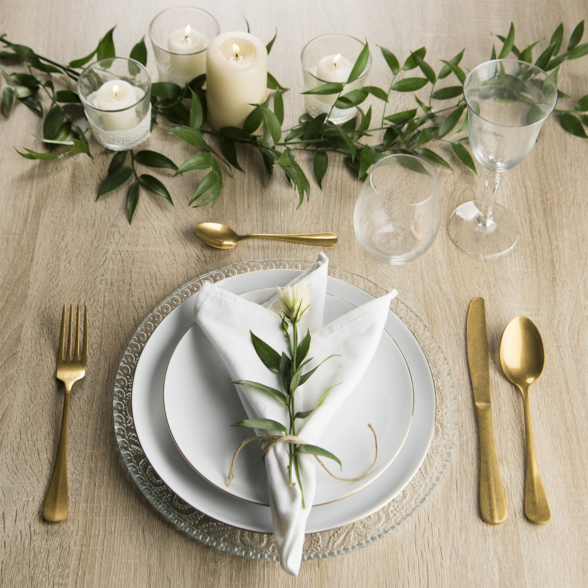 Servizio 18 piatti, bianco/oro Tavola Mediterranea vista2