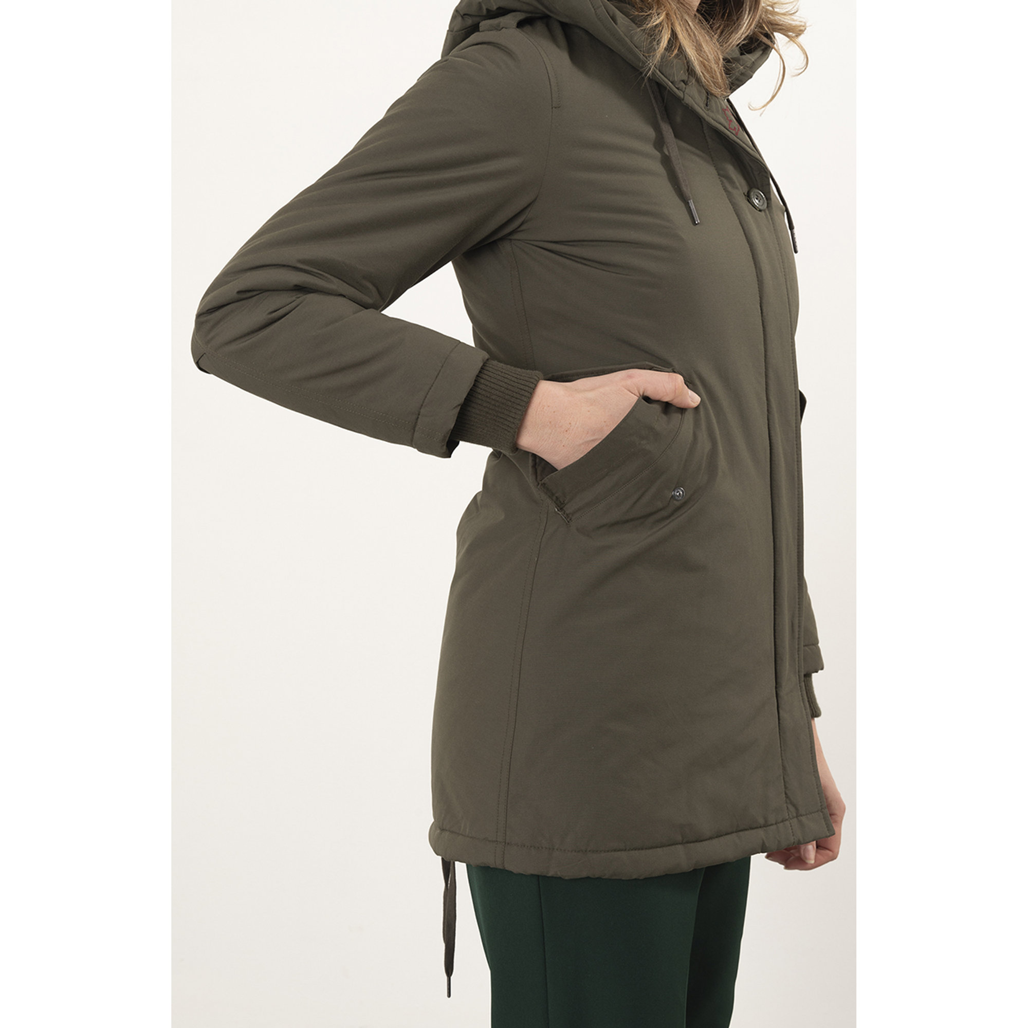 Parka con cappuccio verde militare Canadian vista3