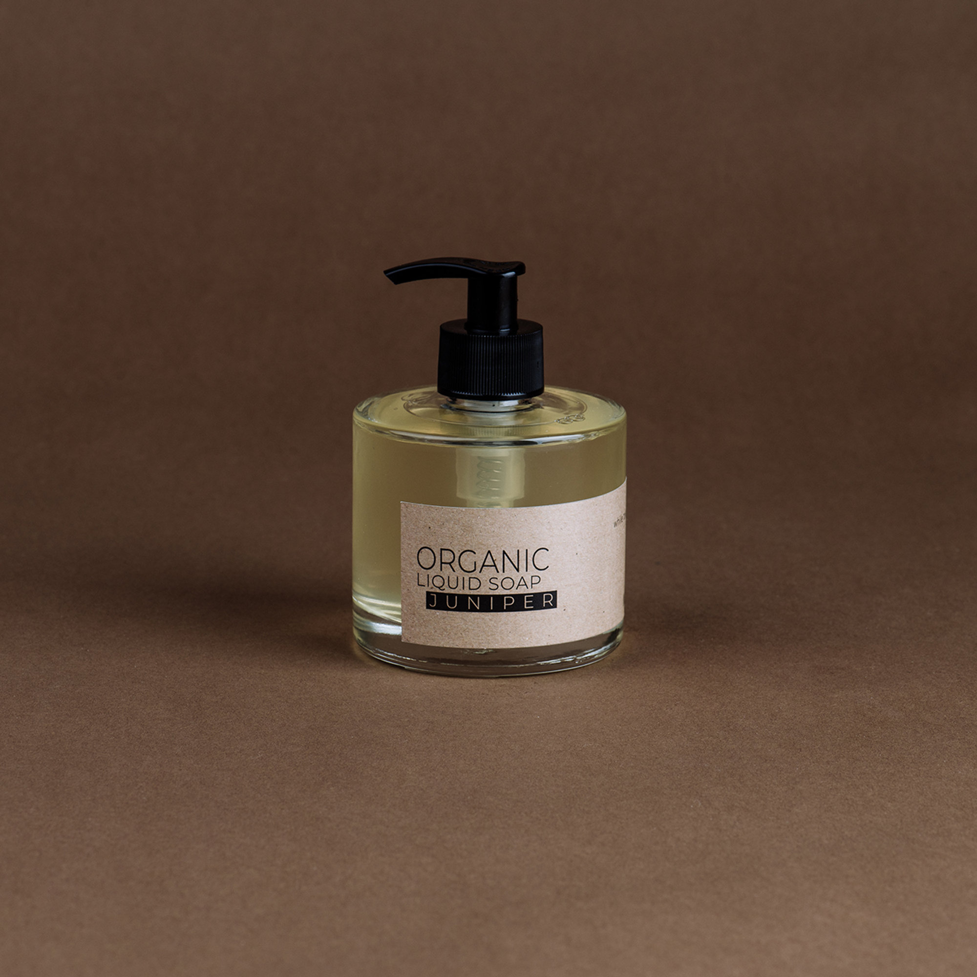 Sapone liquido in bottiglia di vetro / ORGANIC LIQUID SOAP 200ml - Ginepro The Munio vista0