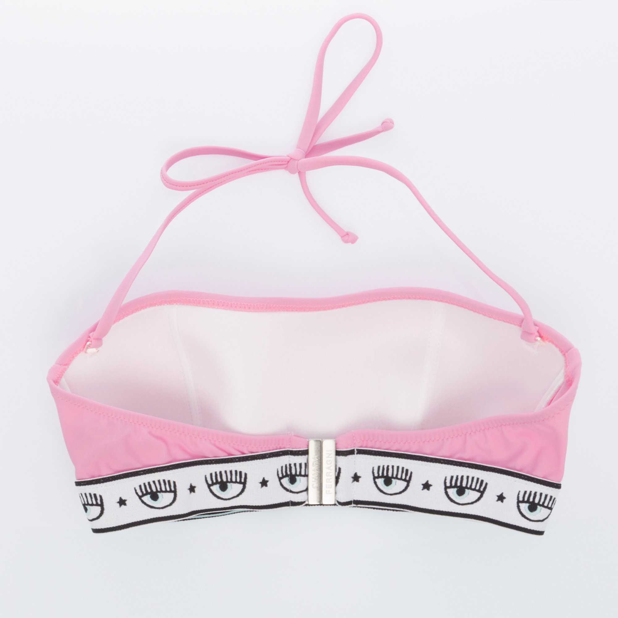 Chiara Ferragni bikini a fascia rosa Chiara Ferragni  vista1