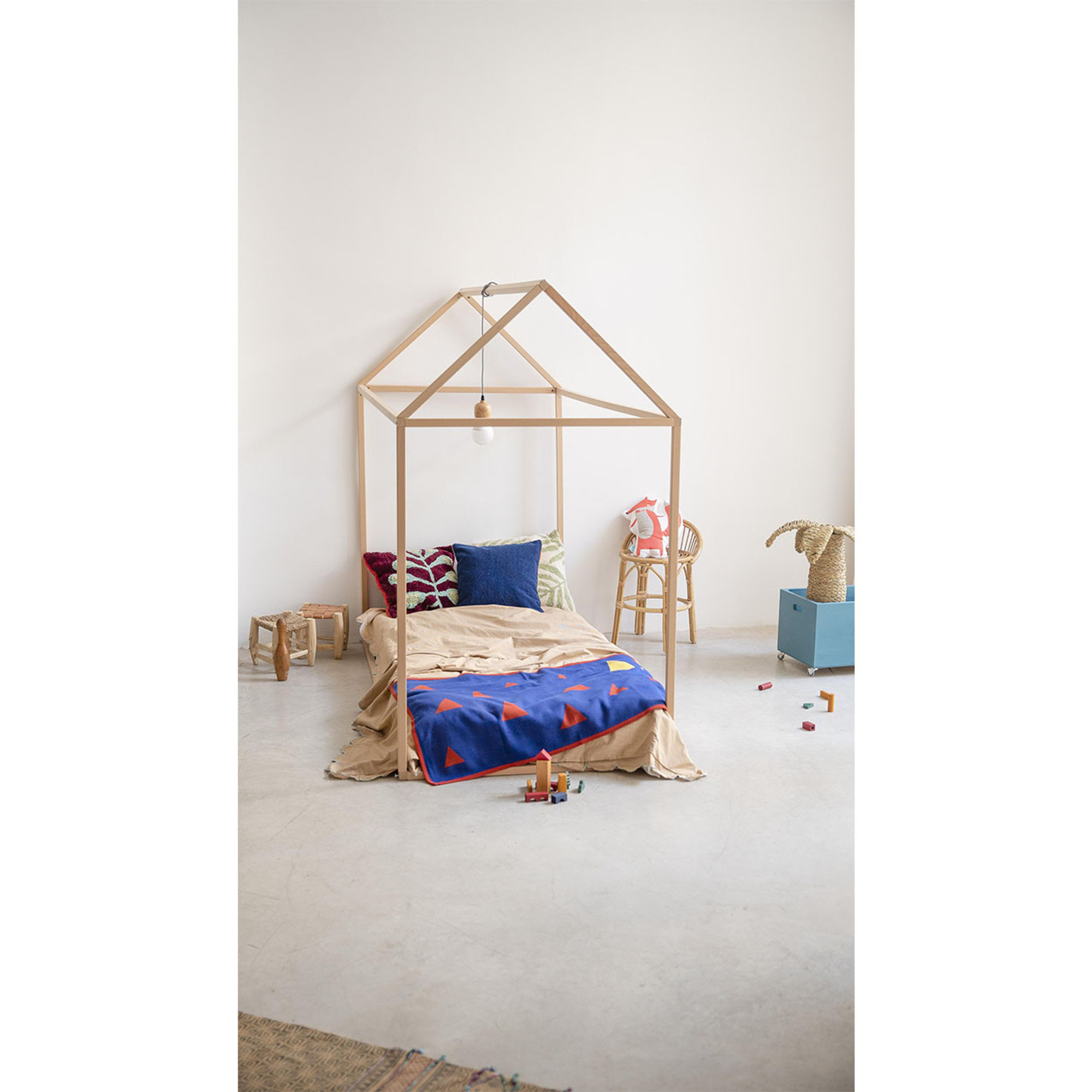 Lit Olivia de style Montessori (naturel) Su misura bambino vista7