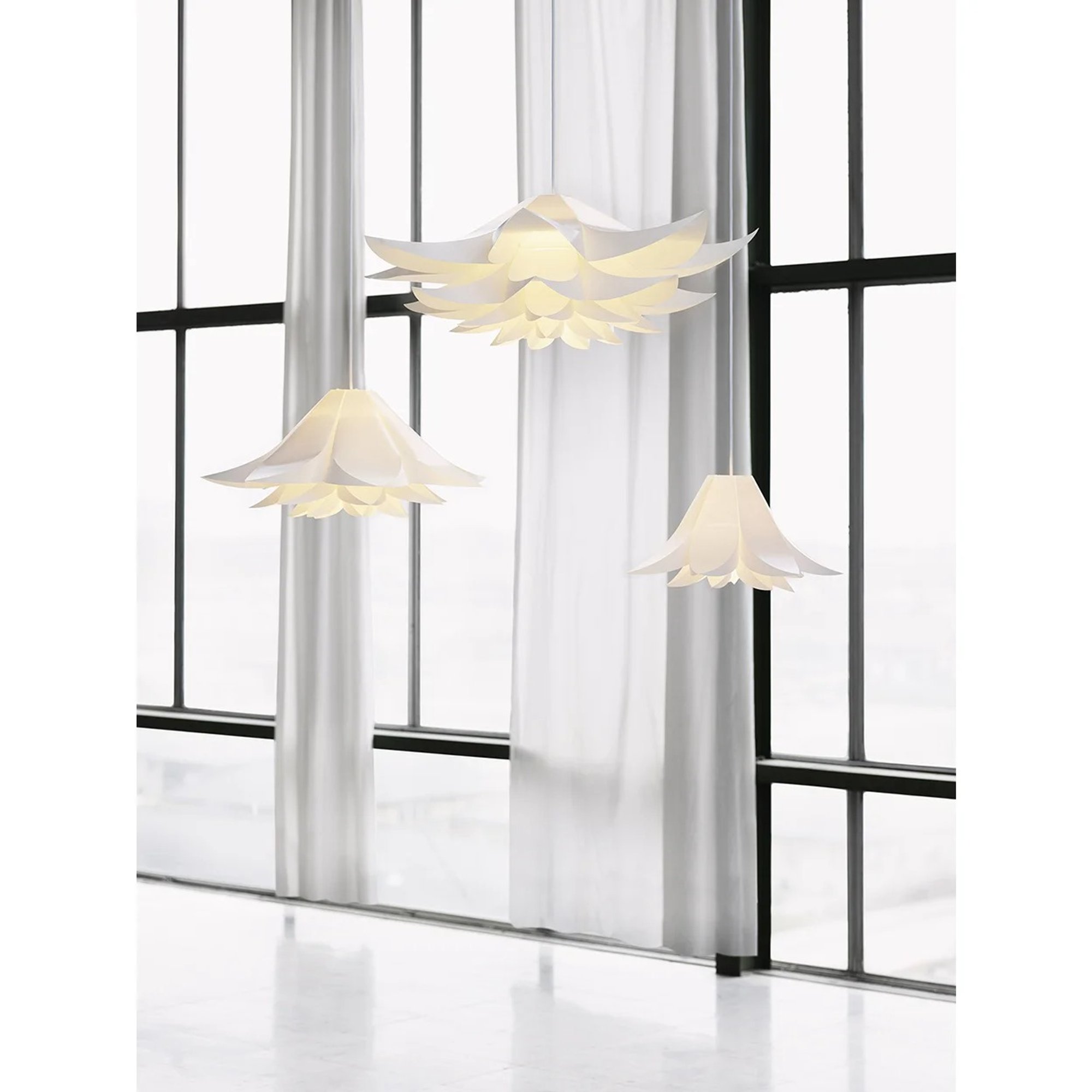 Simon Karkov - Norm 06 pieni valaisin, valkoinen Normann Copenhagen vista3
