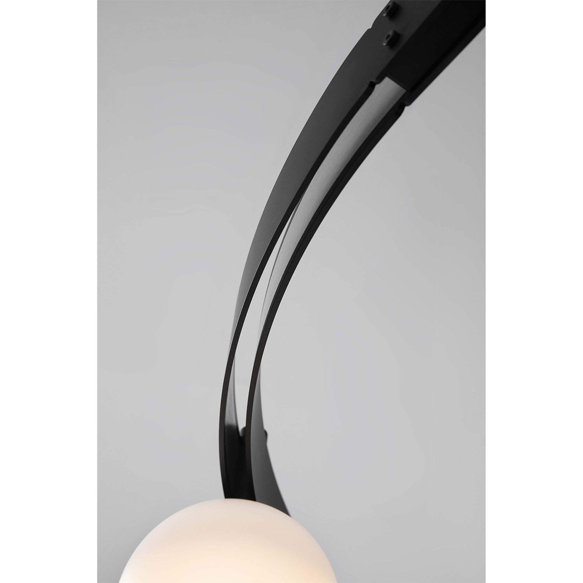 Lampada a sospensione STANT circolare, nero KARMAN vista1