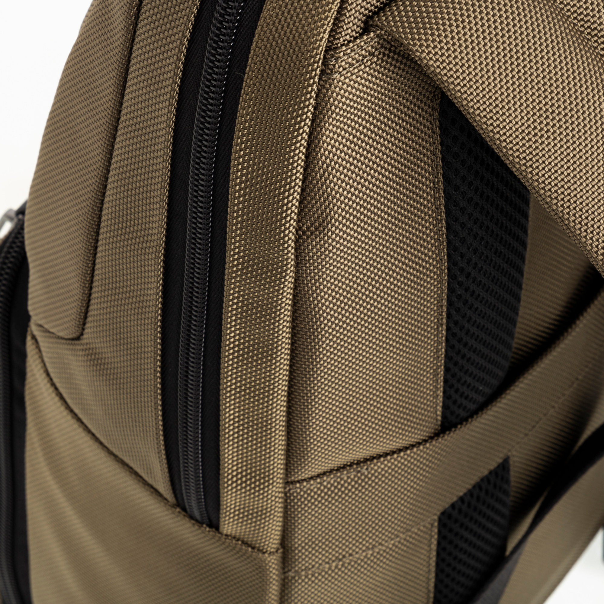Zaino porta computer e porta ipad®  in tessuto verde militare e nero Piquadro vista5