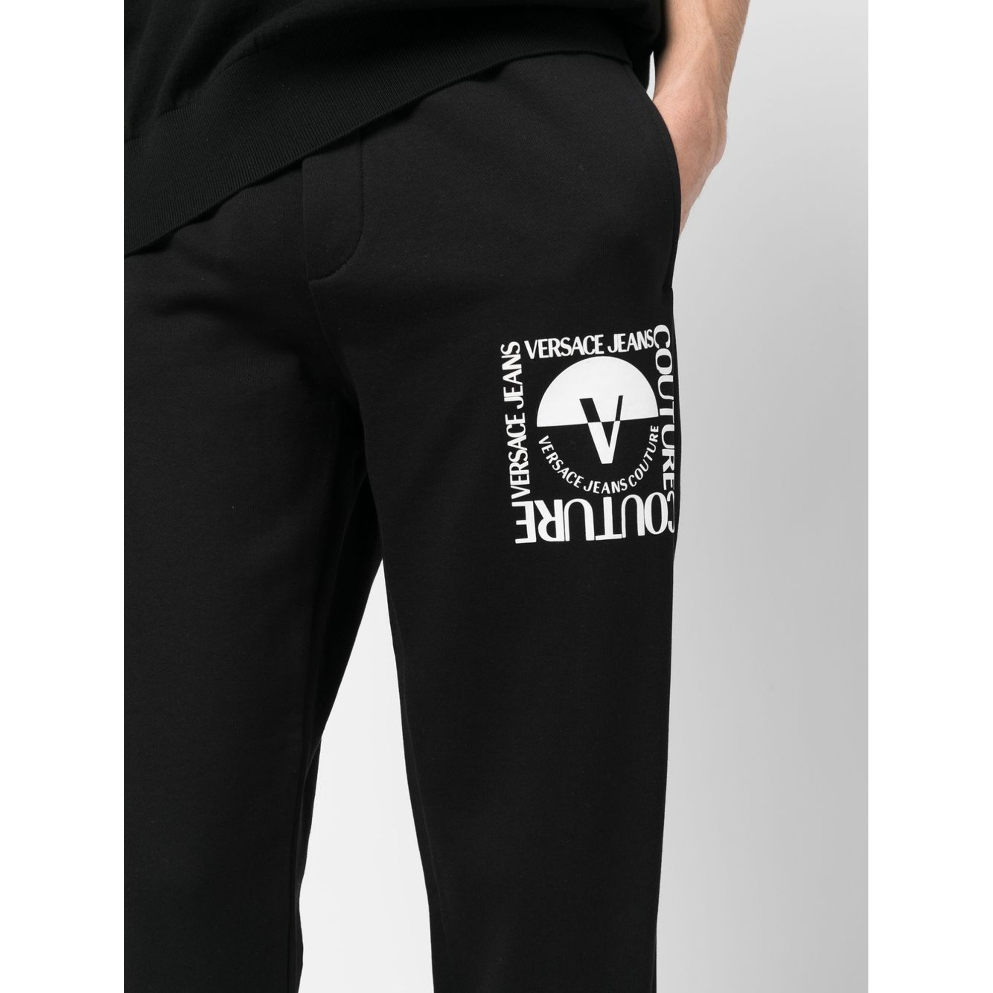 r Pantaloni Vemblem Square sm Versace Jeans Couture vista3