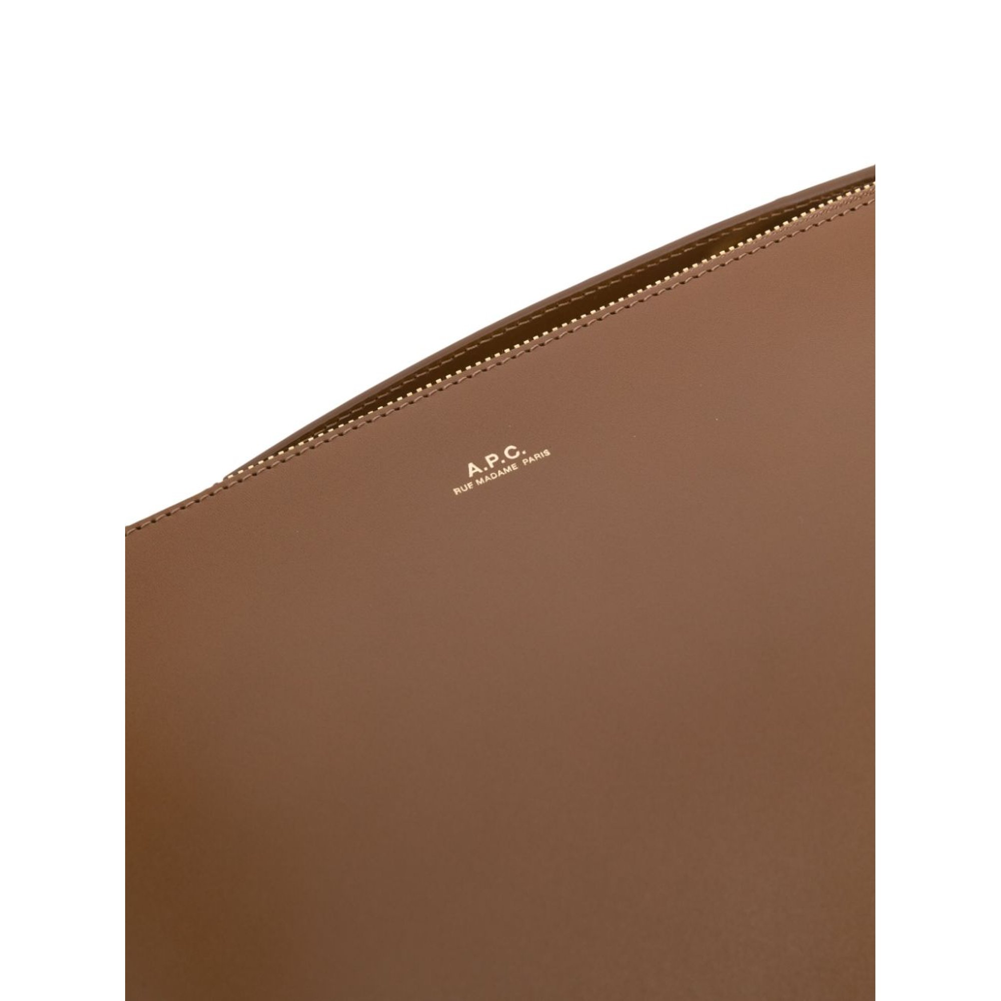saco sarah A.P.C. vista2