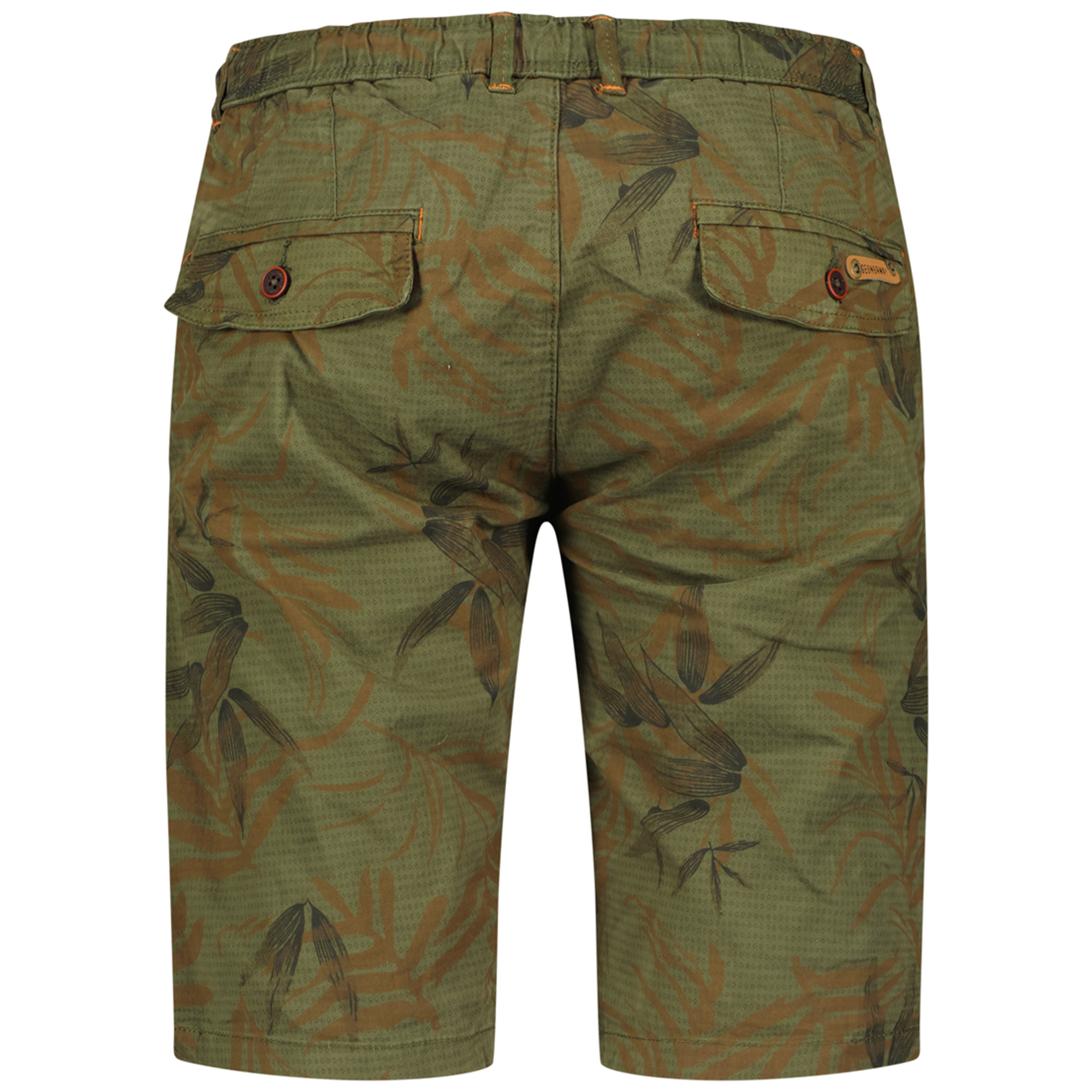 Short Green Men Geographical Norway vista2