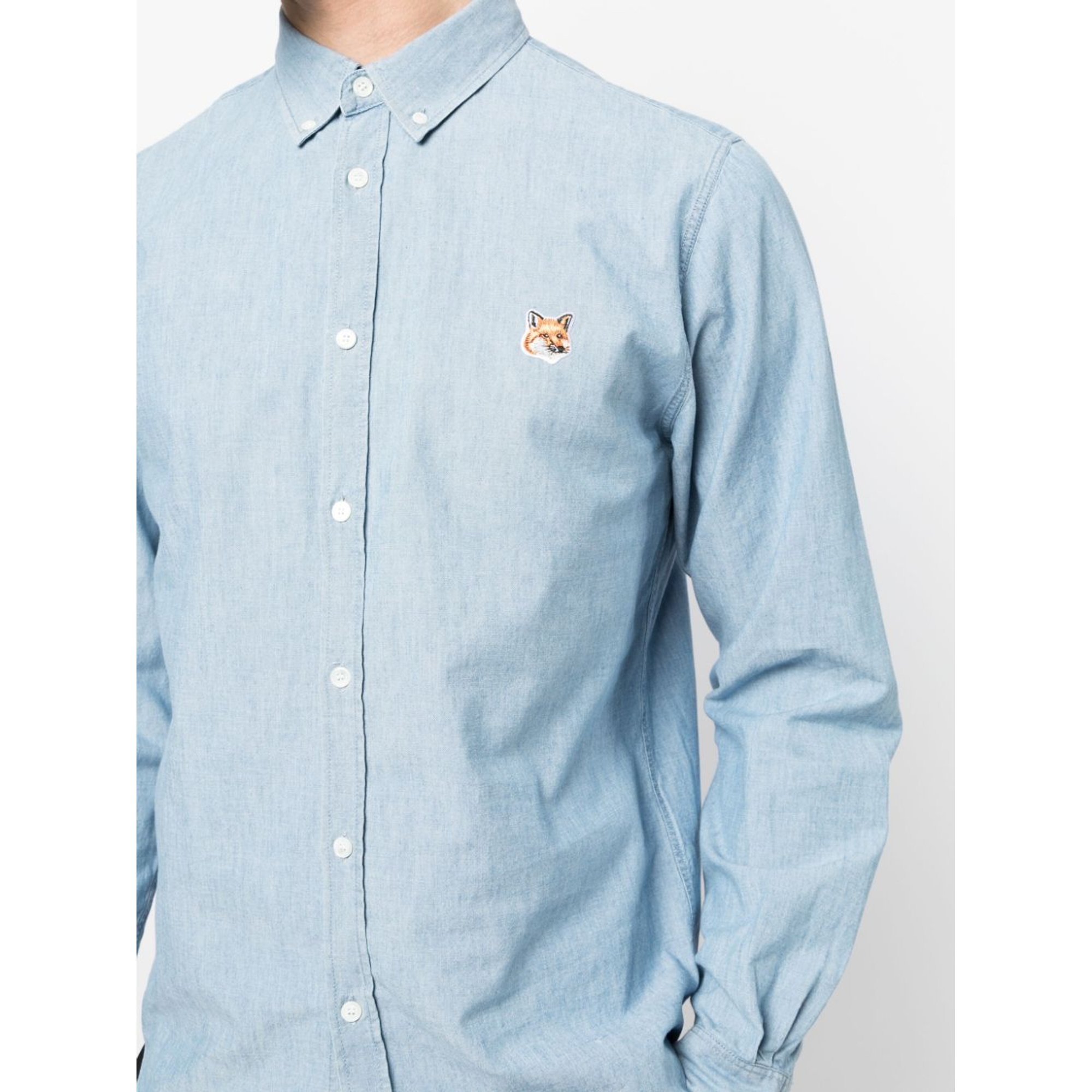 Chemise classique boutonnée avec Foxhe institutionnel Lm00404wc5006 Maison Kitsuné vista2