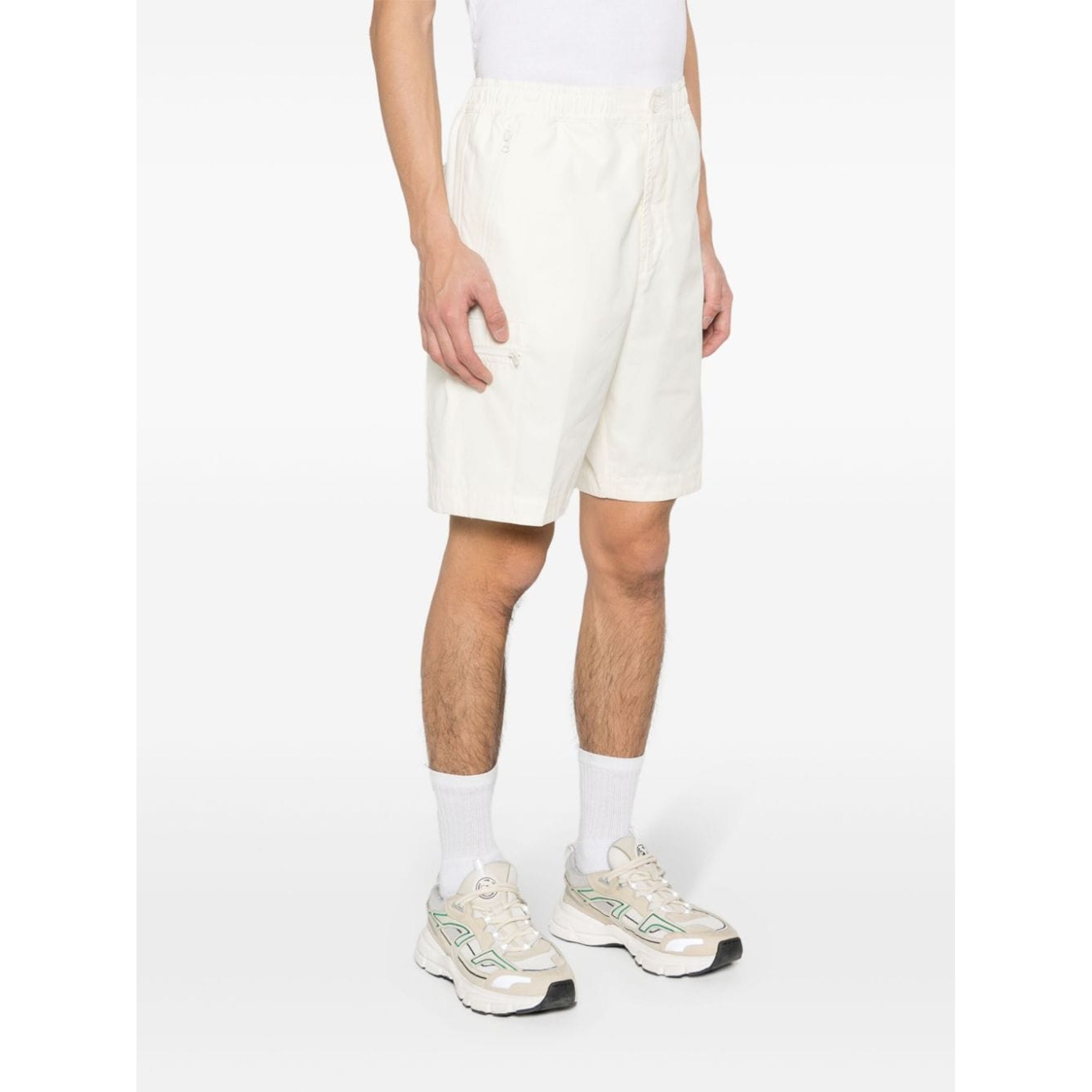 Short Comfort Ghost 8015l07f1 Stone Island vista2