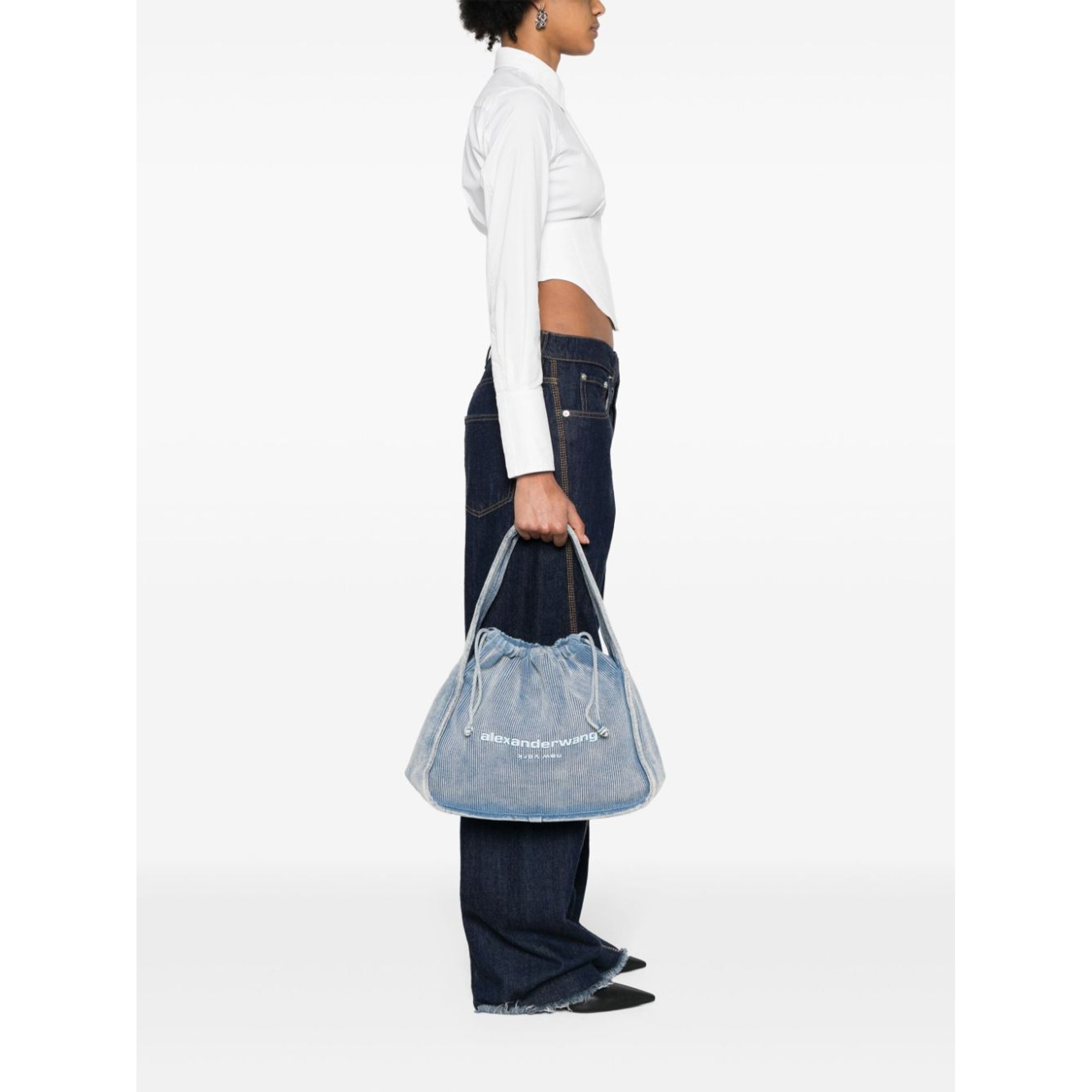 Ryan Large Bag 20224k41t Alexander Wang vista1