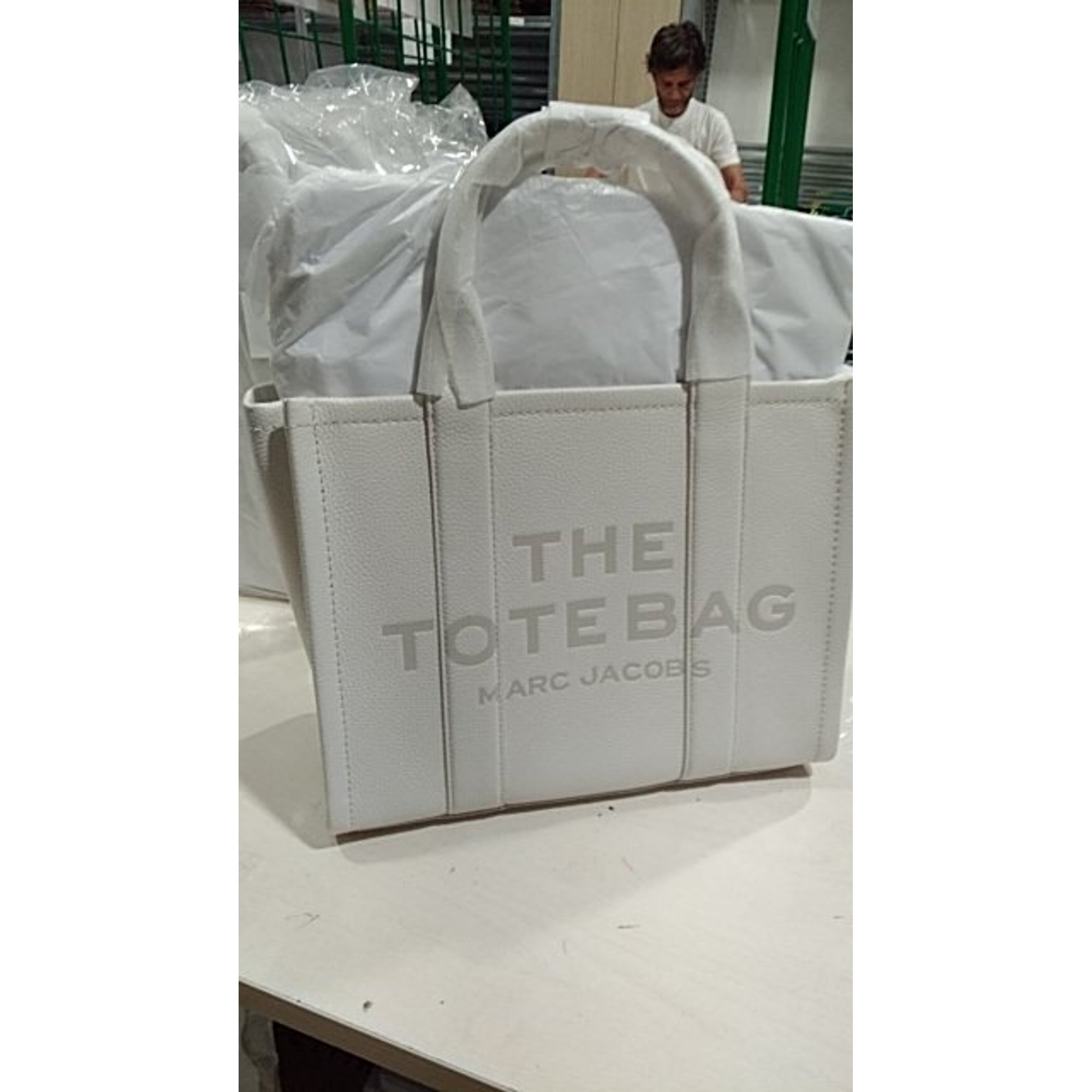 The Medium Tote Marc Jacobs vista0