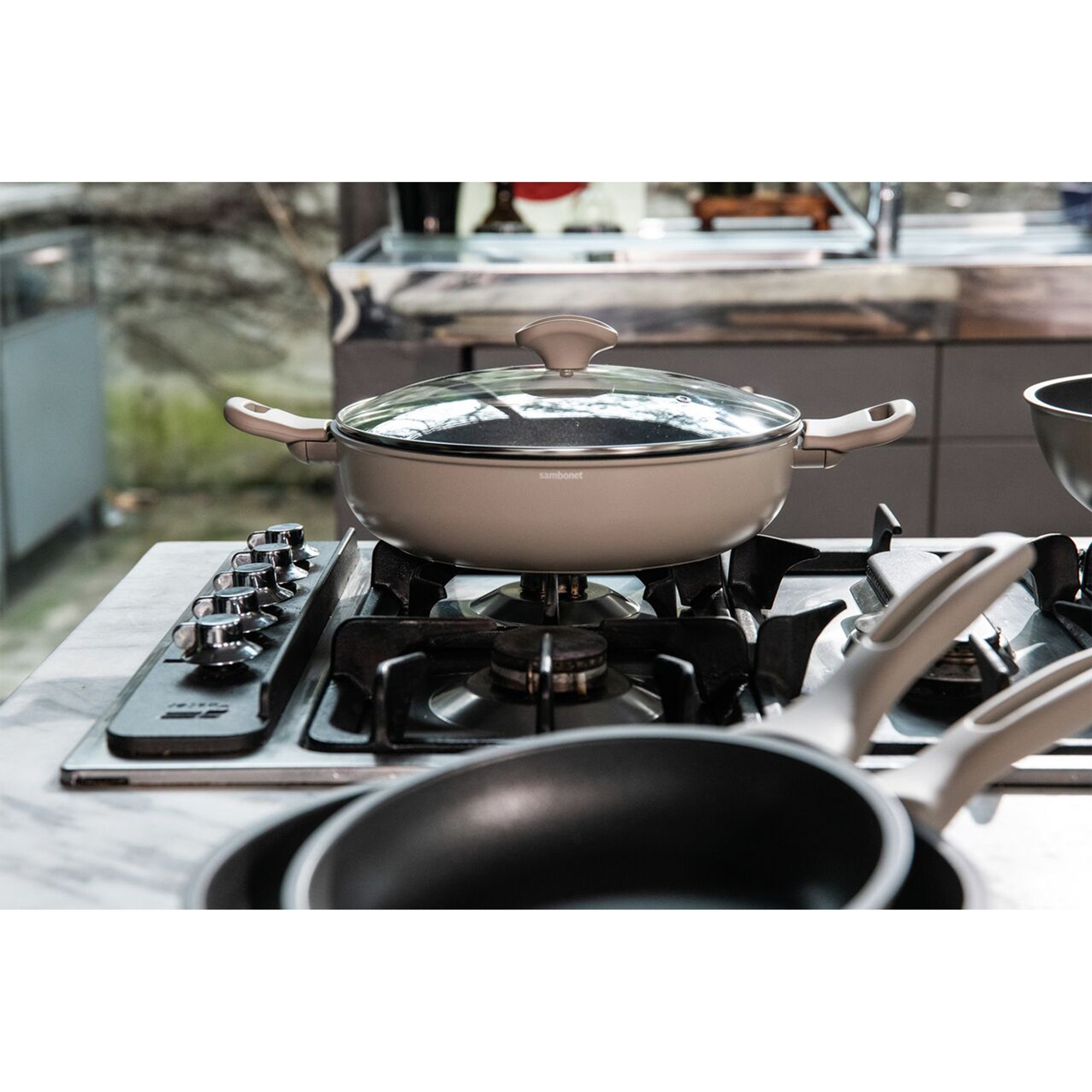 Shallow saucepan - Round - Ø 28.0 cm - h 8.5 cm - 4.000 l - Silver Force Sambonet vista4