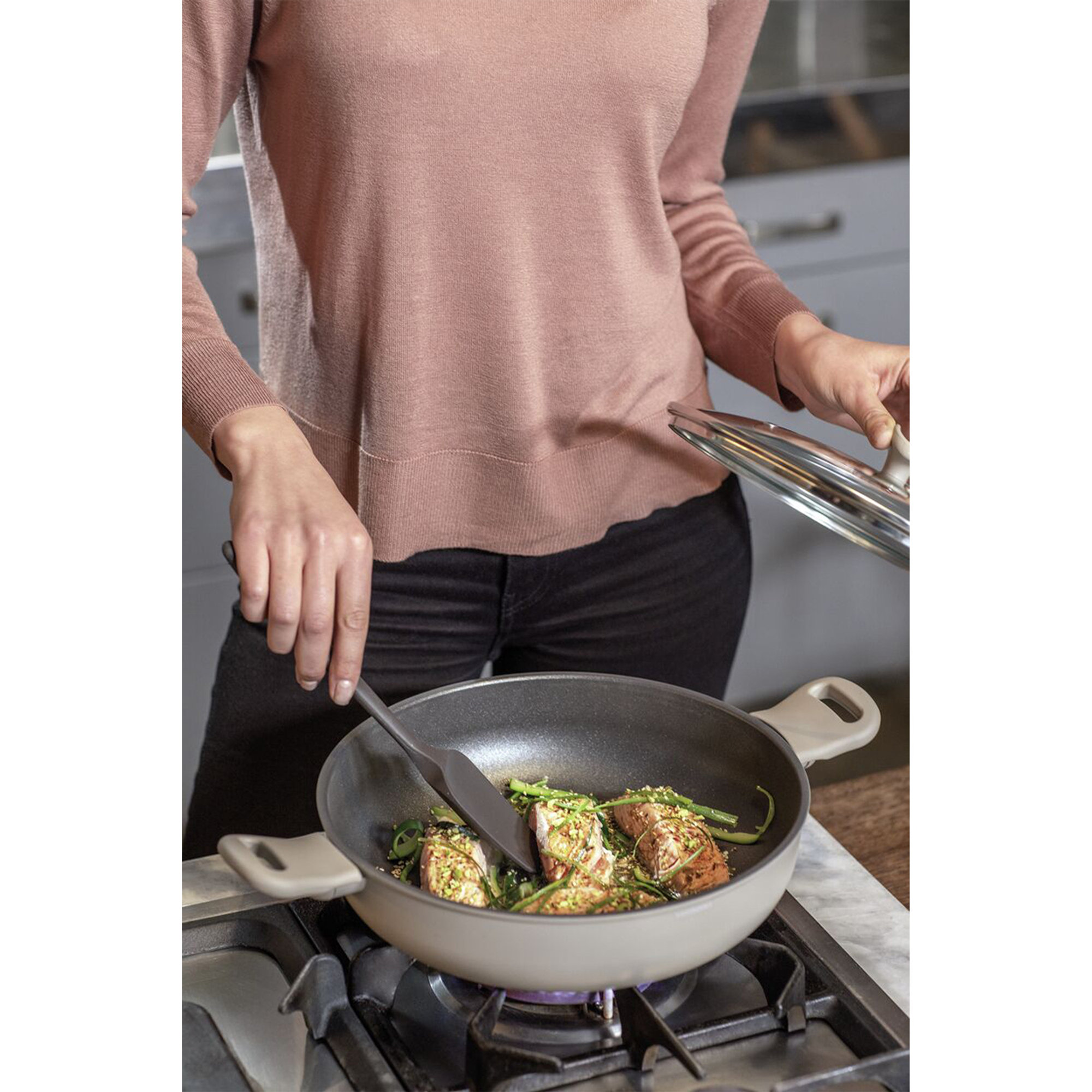 Shallow saucepan - Round - Ø 28.0 cm - h 8.5 cm - 4.000 l - Silver Force Sambonet vista7