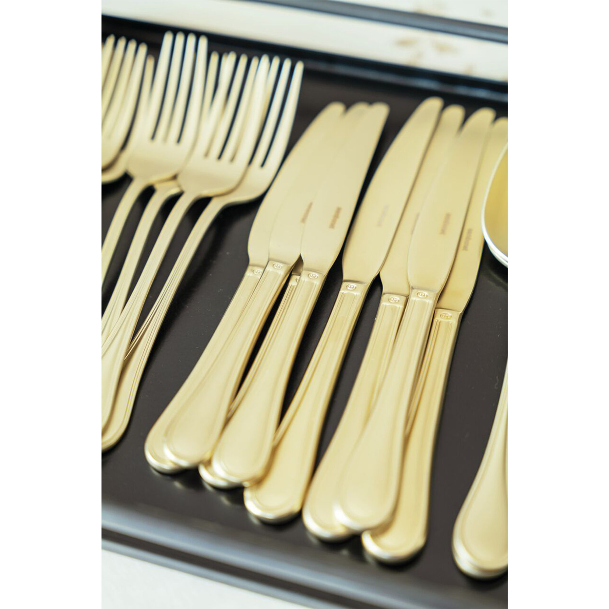 Servizio tavola 24 posate - Royal Sambonet vista1