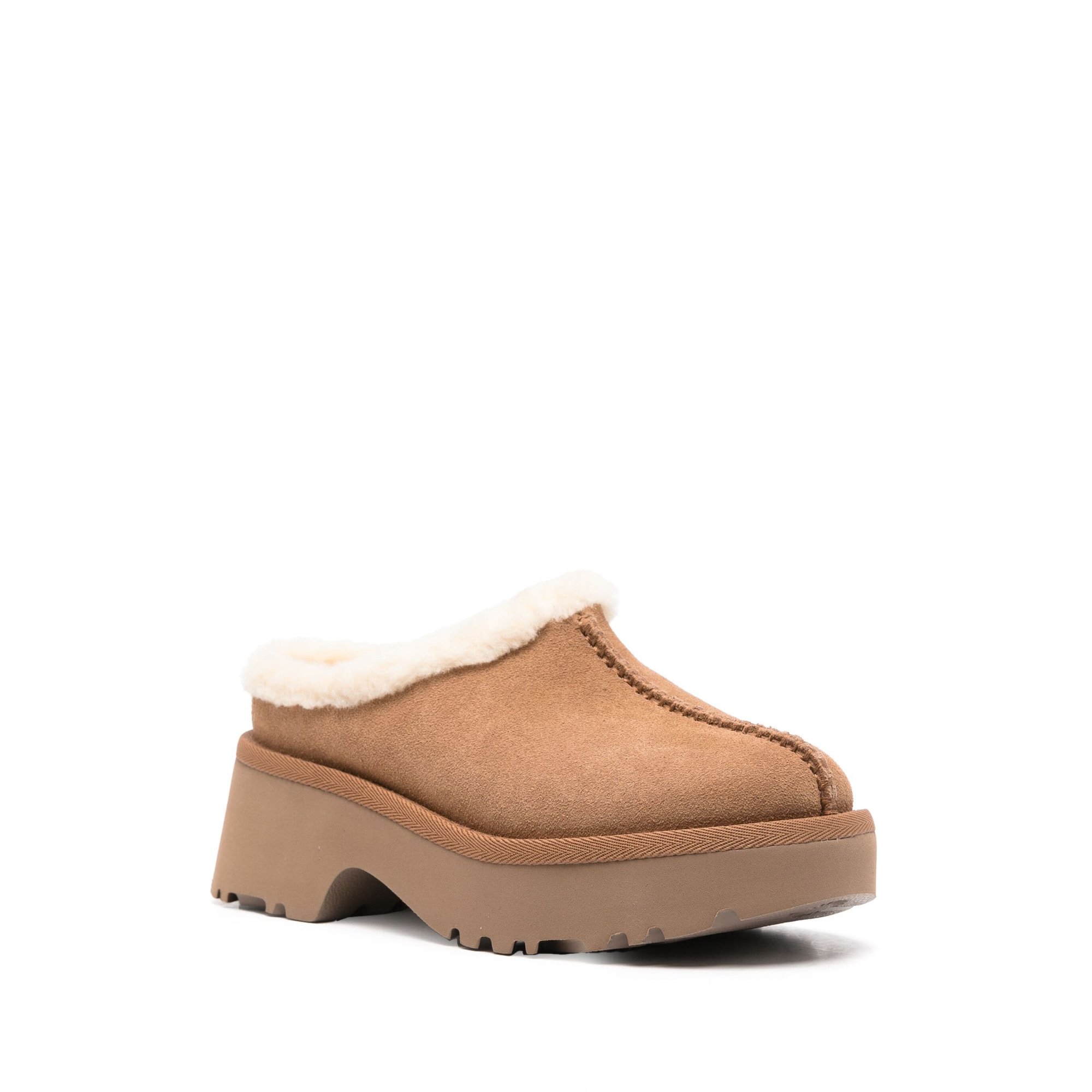 w New Heights Cozy Clog 1162510 Ugg vista1