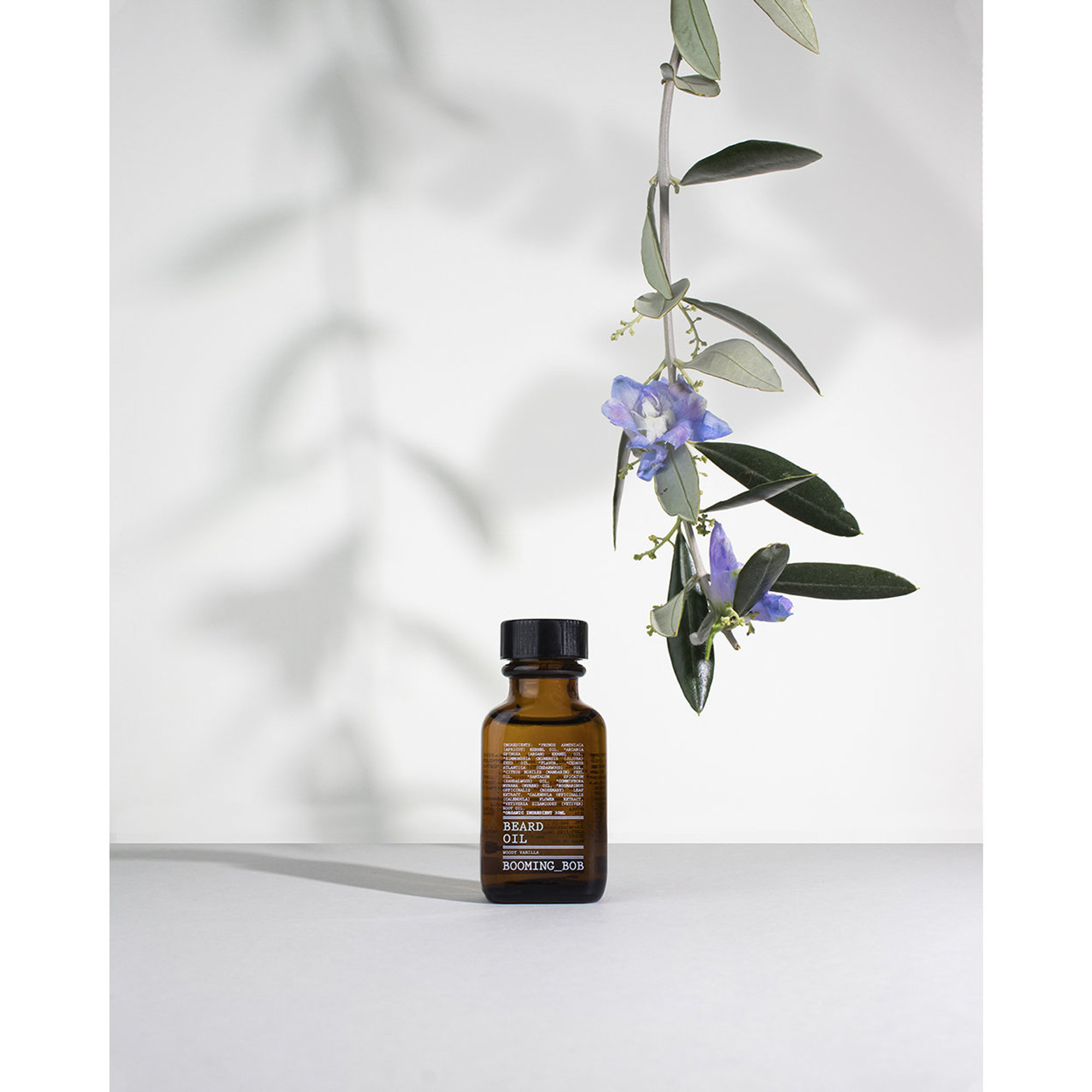 Olio da barba alla vaniglia con note di legno 30ml /Beard Oil, Woody Vanilla 30ml Booming Bob vista1
