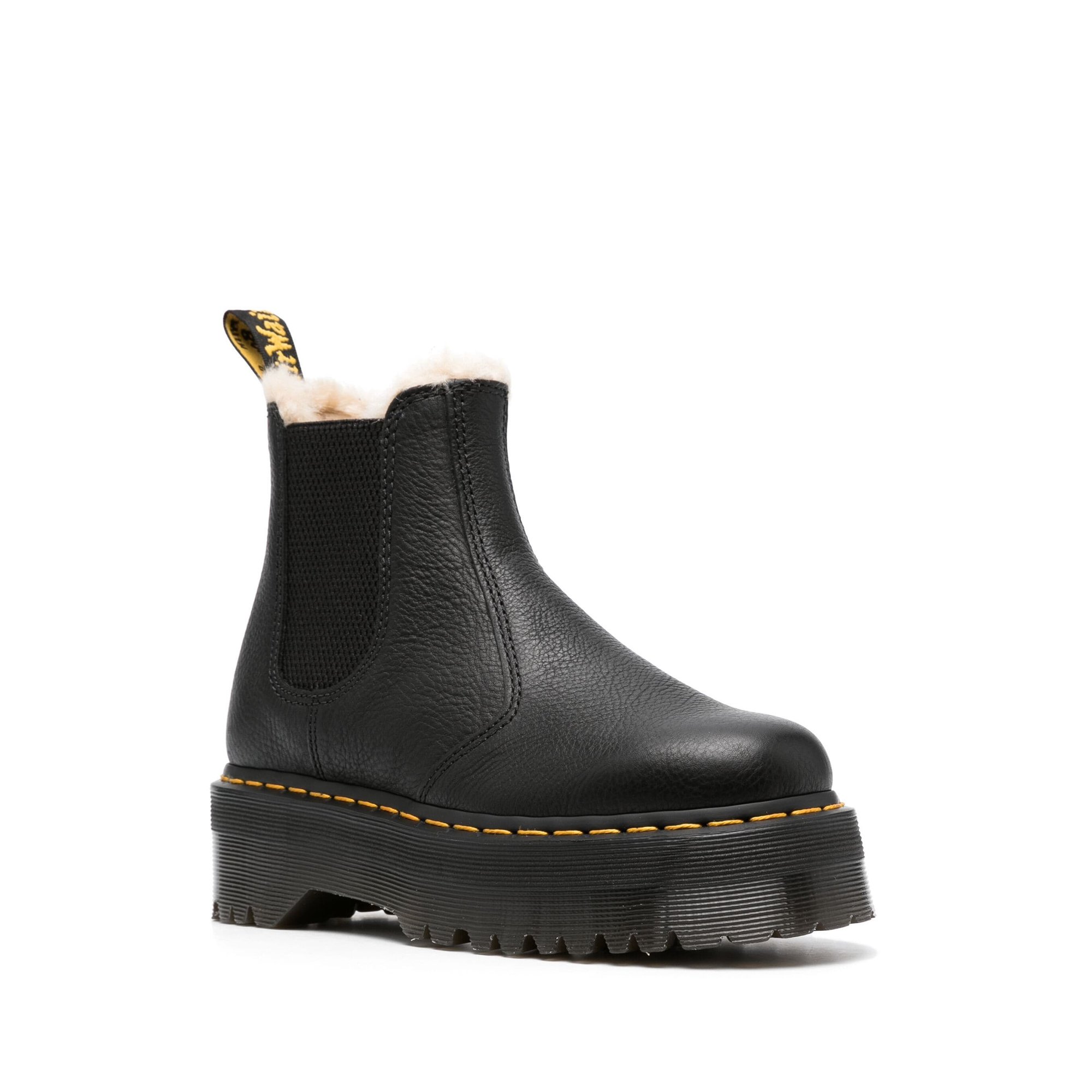2976 Quad fl 25635001 Dr. Martens  vista1