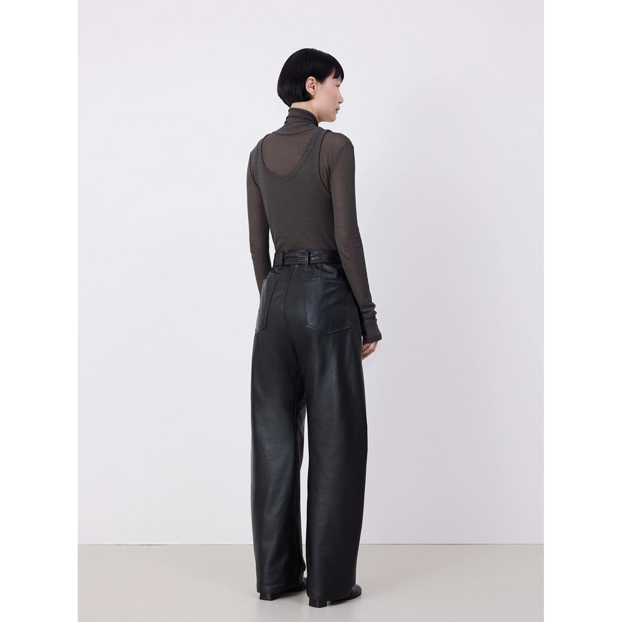 Leather Belted Twisted Pants Pa1142.ll0095 LEMAIRE vista3