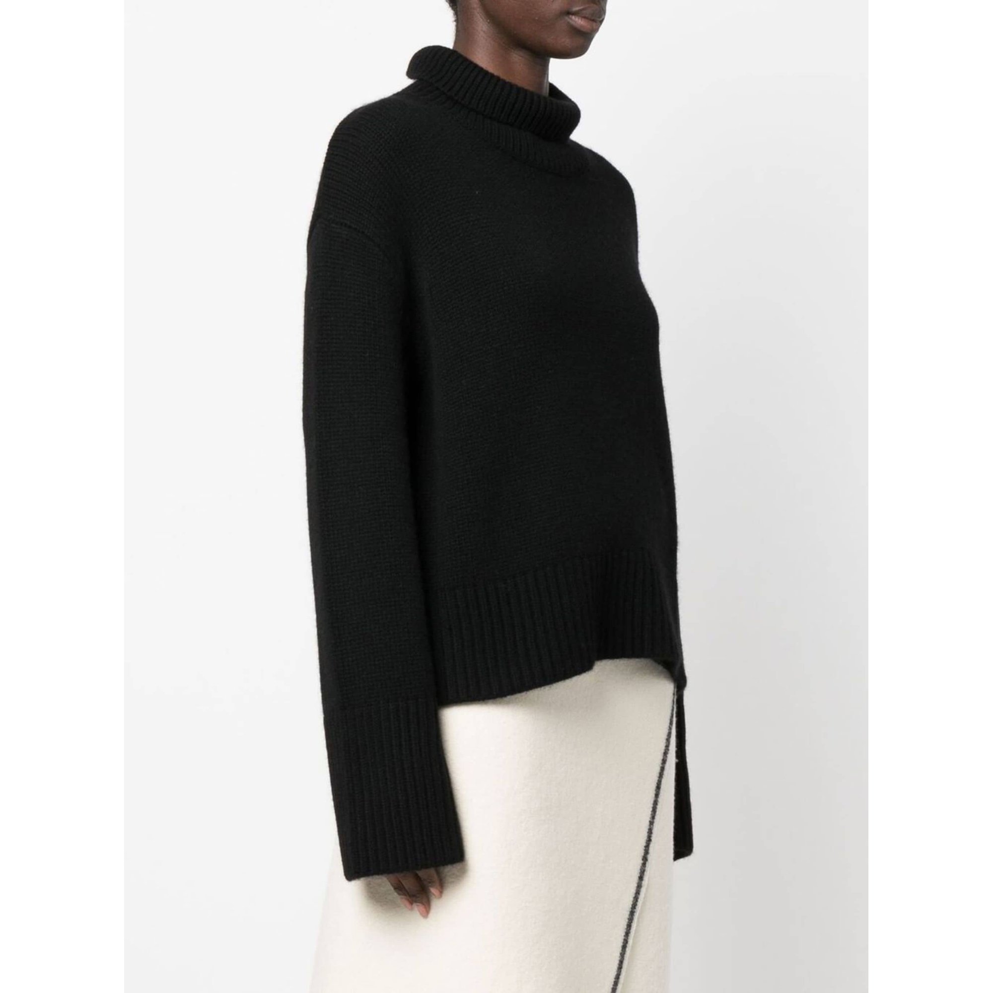 Fleur Sweater 2022098 Lisa Yang vista2