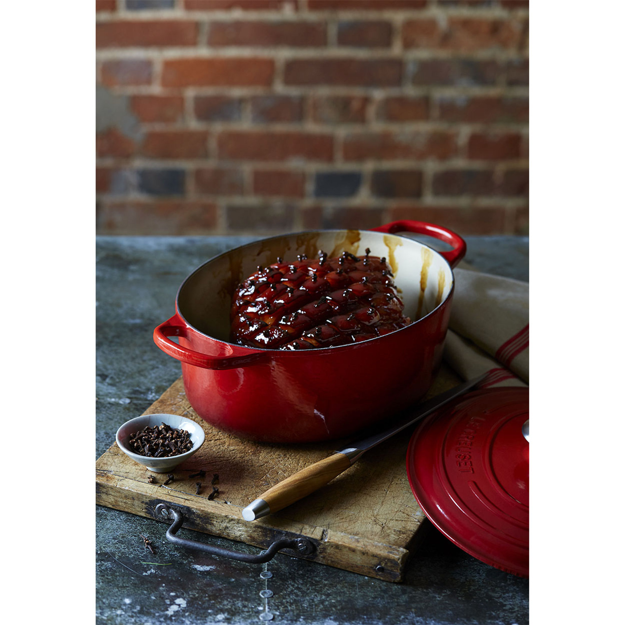 Cocotte Ovale Evo 29 cm Ciliegia Le Creuset vista5