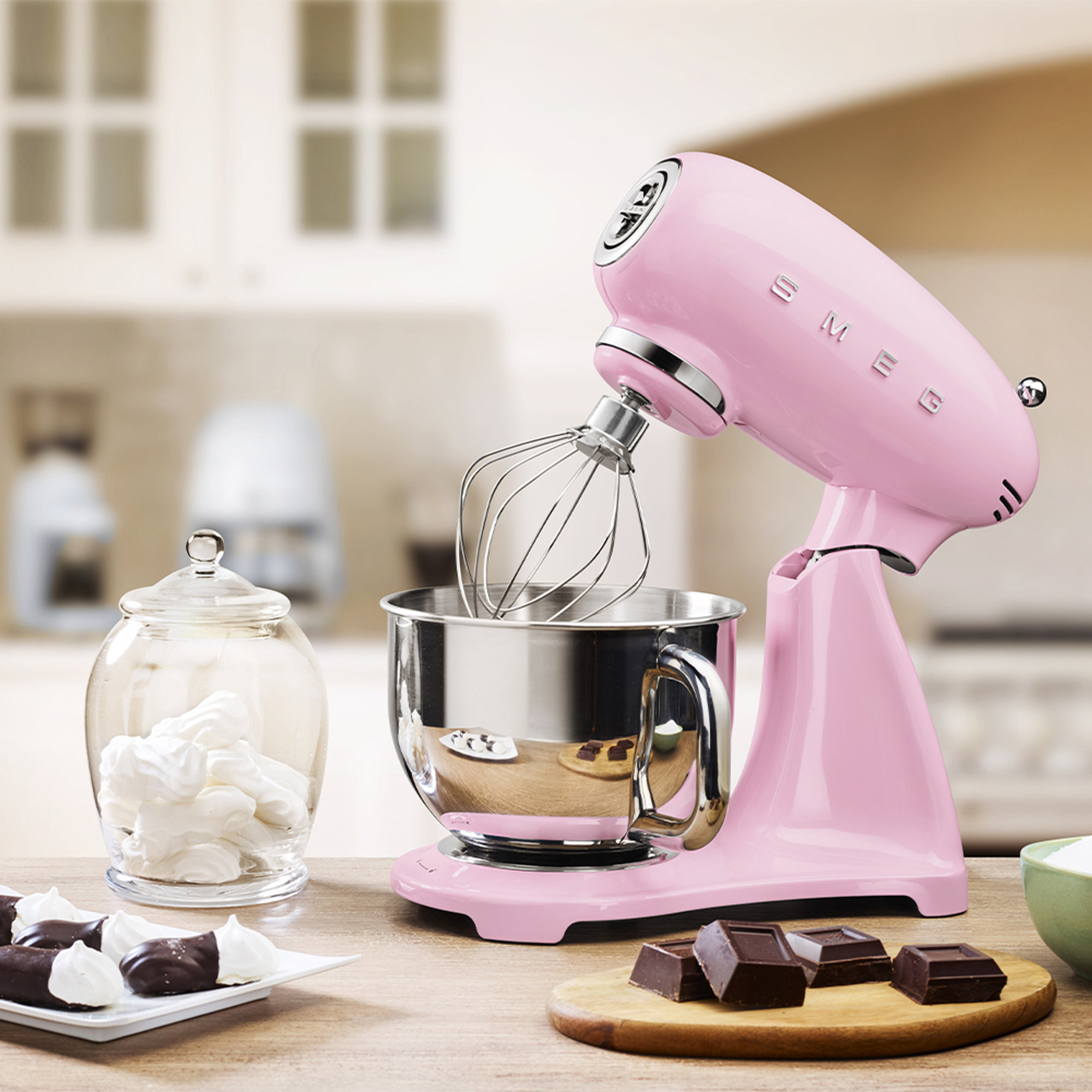 Impastatrice Full Color , rosa SMF03PKEU smeg vista6