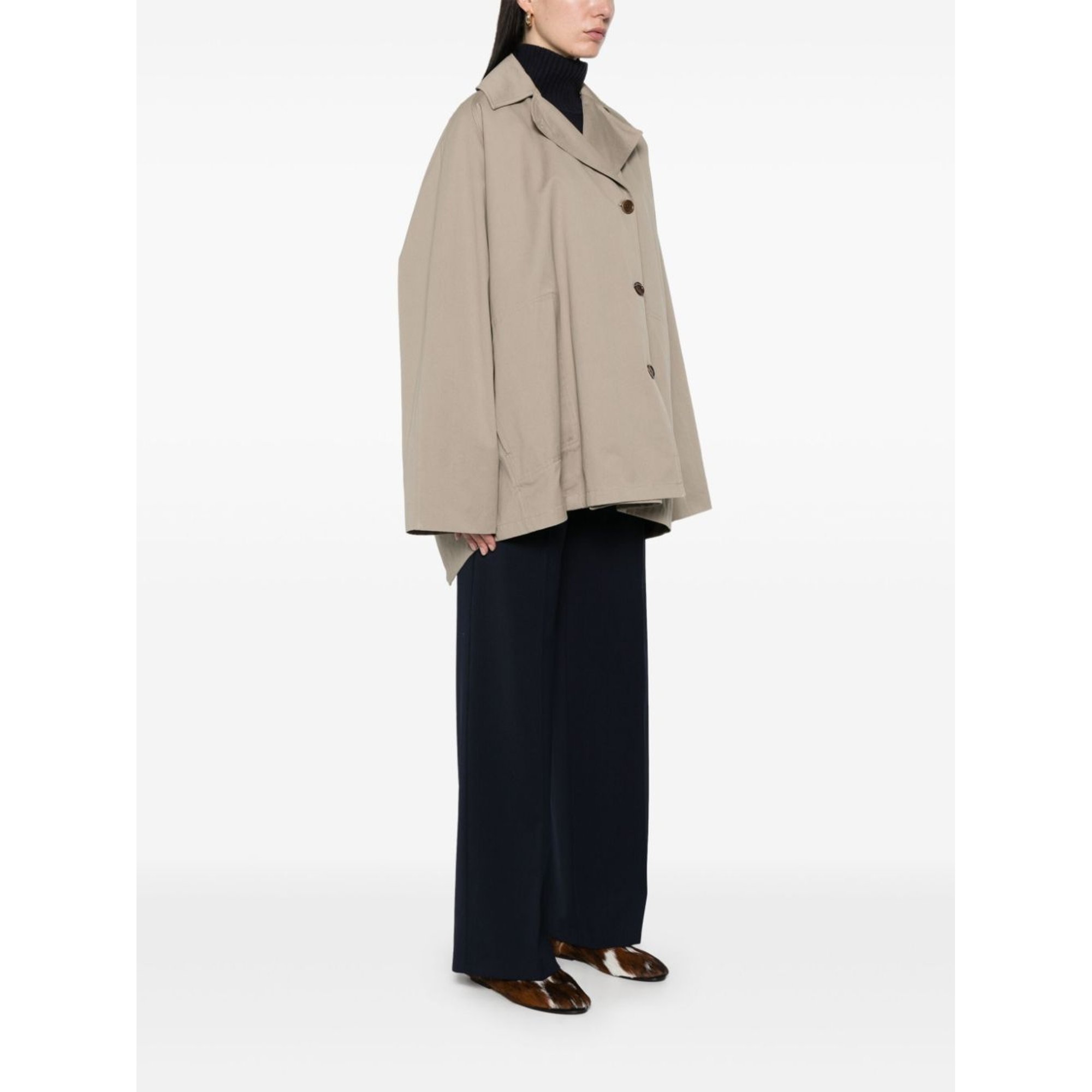 Short Wide Jacket 502427677 Remain vista2