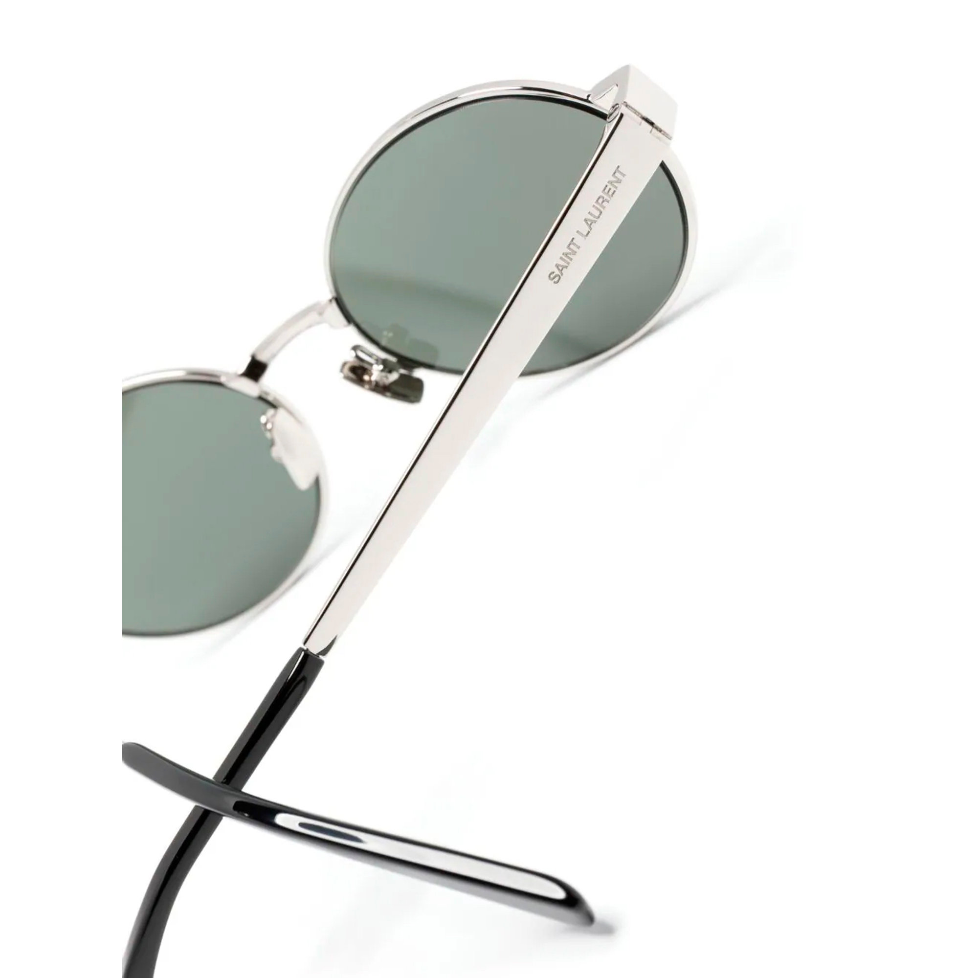 sl 692 sl 692 Saint Laurent vista2