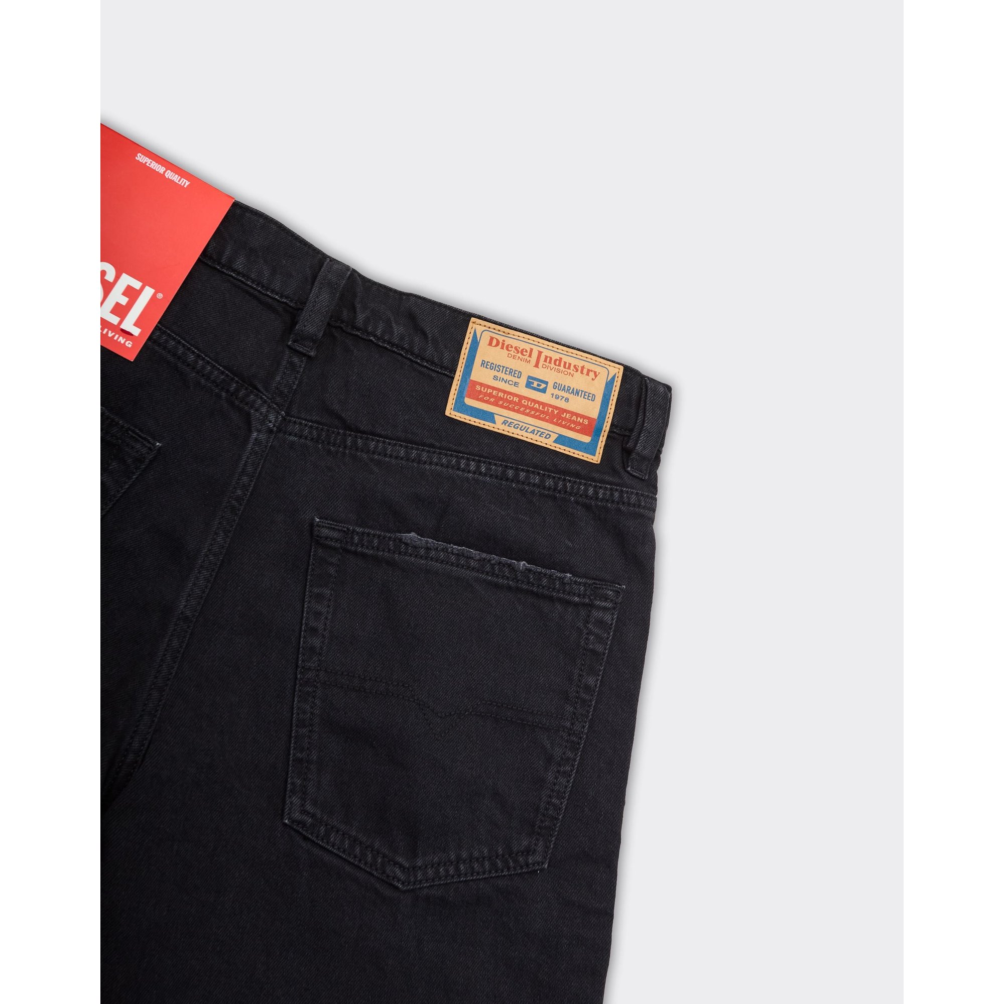 Short Regular Denim Nero Diesel  vista2
