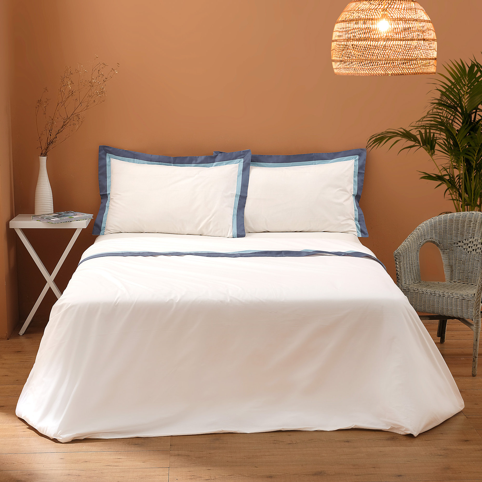 WILLIAM Completo letto matrimoniale Avorio/Valanga/Crepaccio Biancoperla vista1