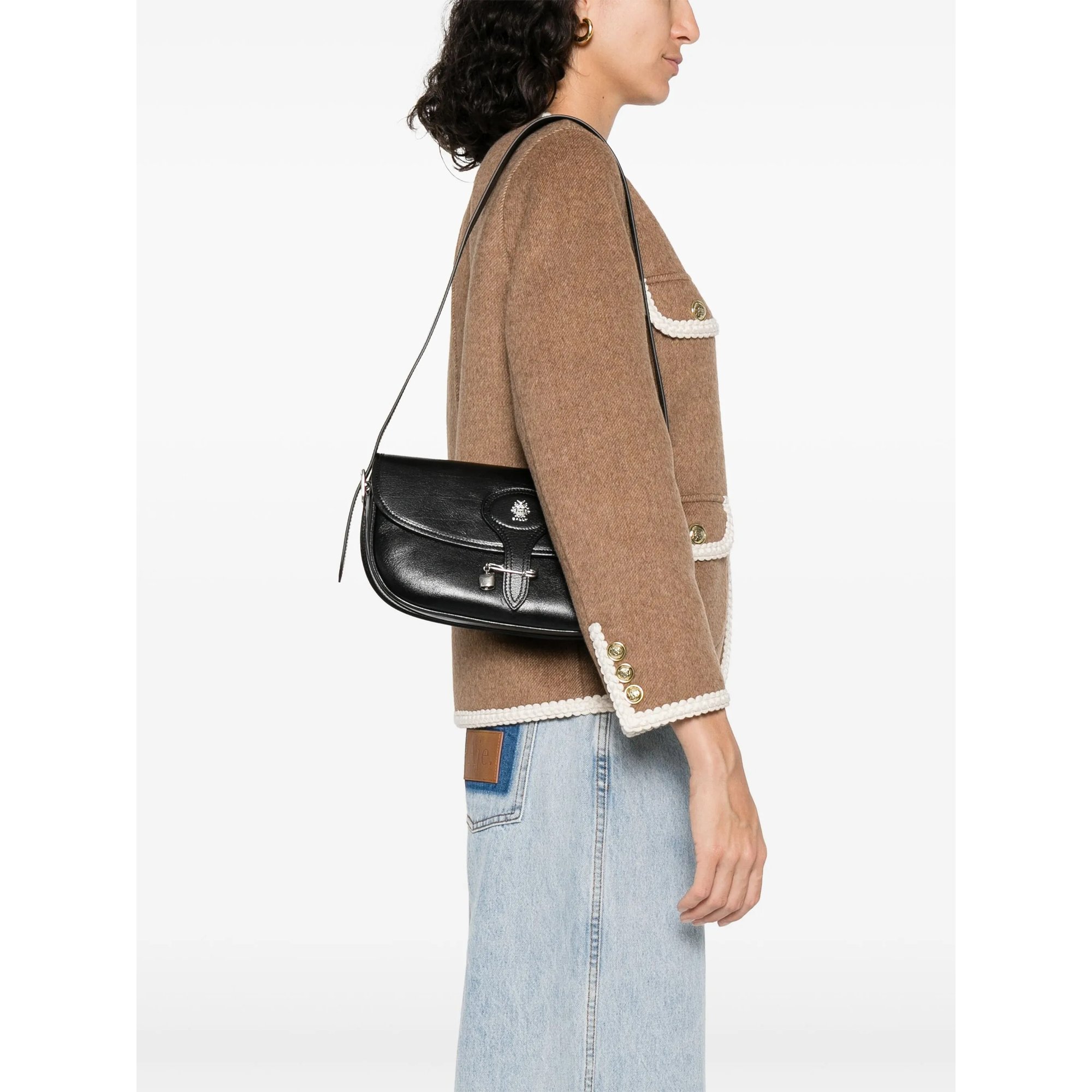 Beckett Cross w Bally vista1