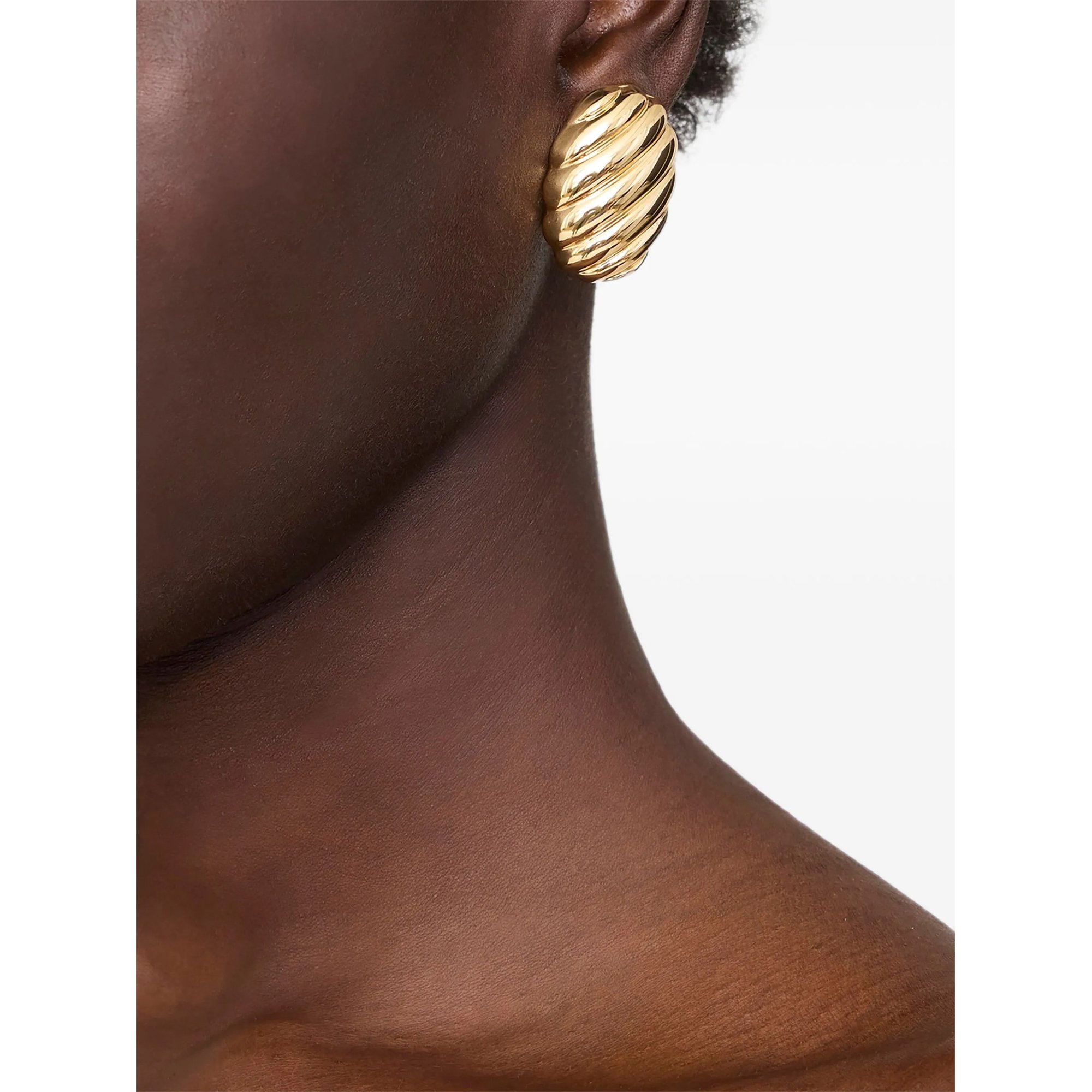 Ribbed Oval Earrings - Gold Anine Bing vista1