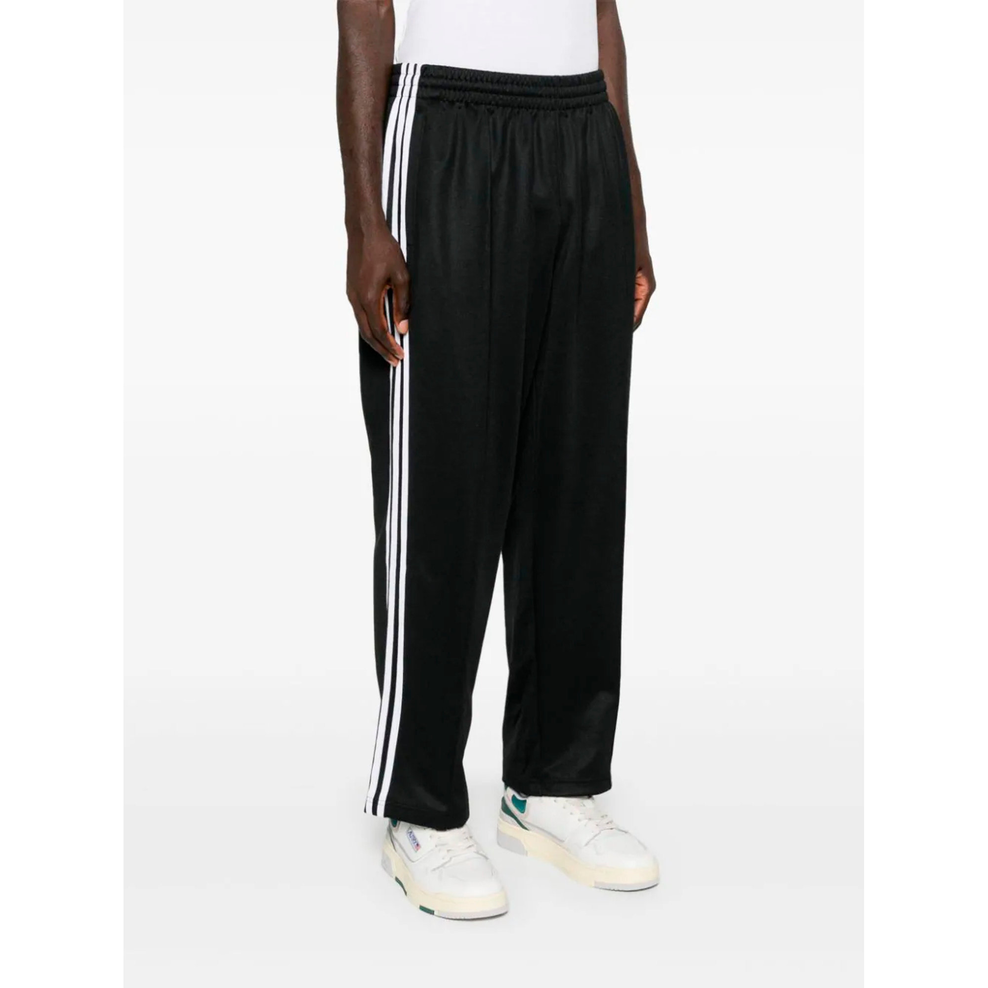 Baggy Trackpant Iz4801 ADIDAS vista2