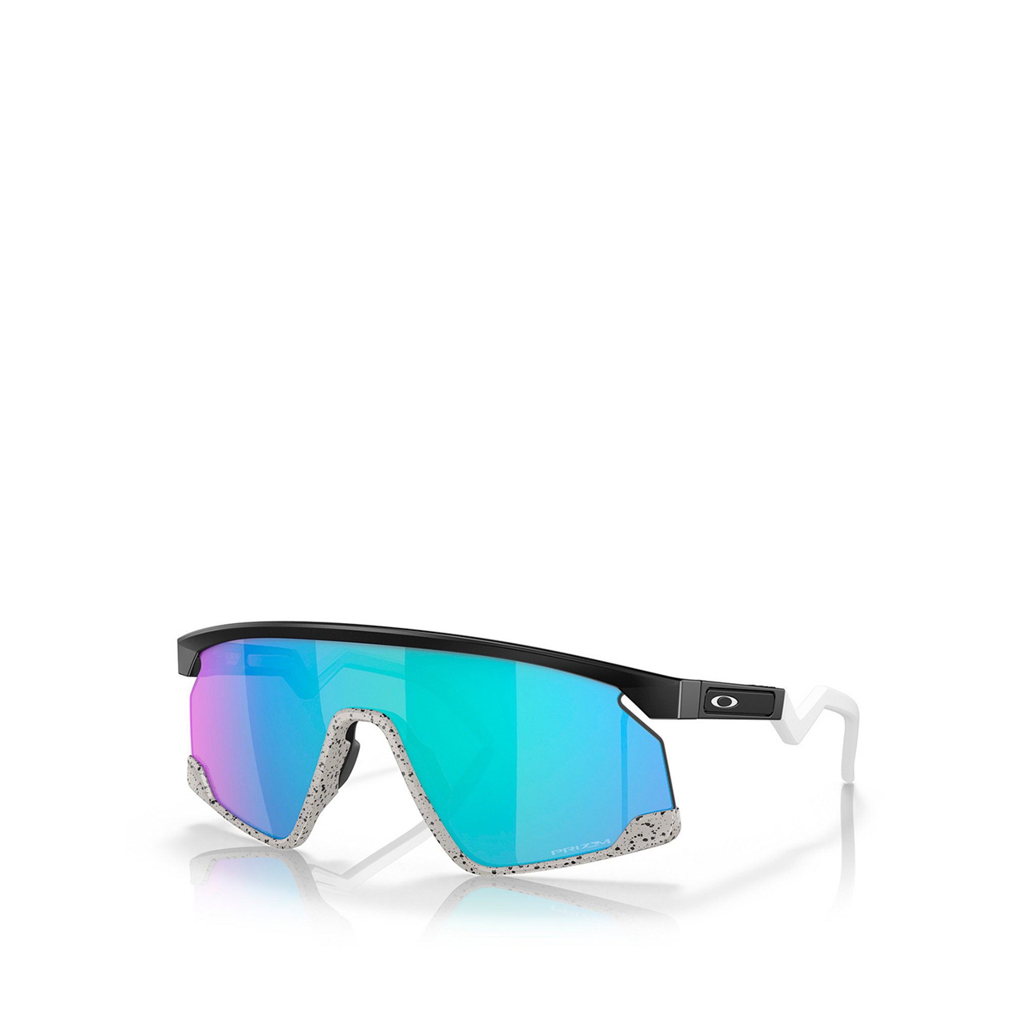 Bxtr 0oo9280 Oakley vista1