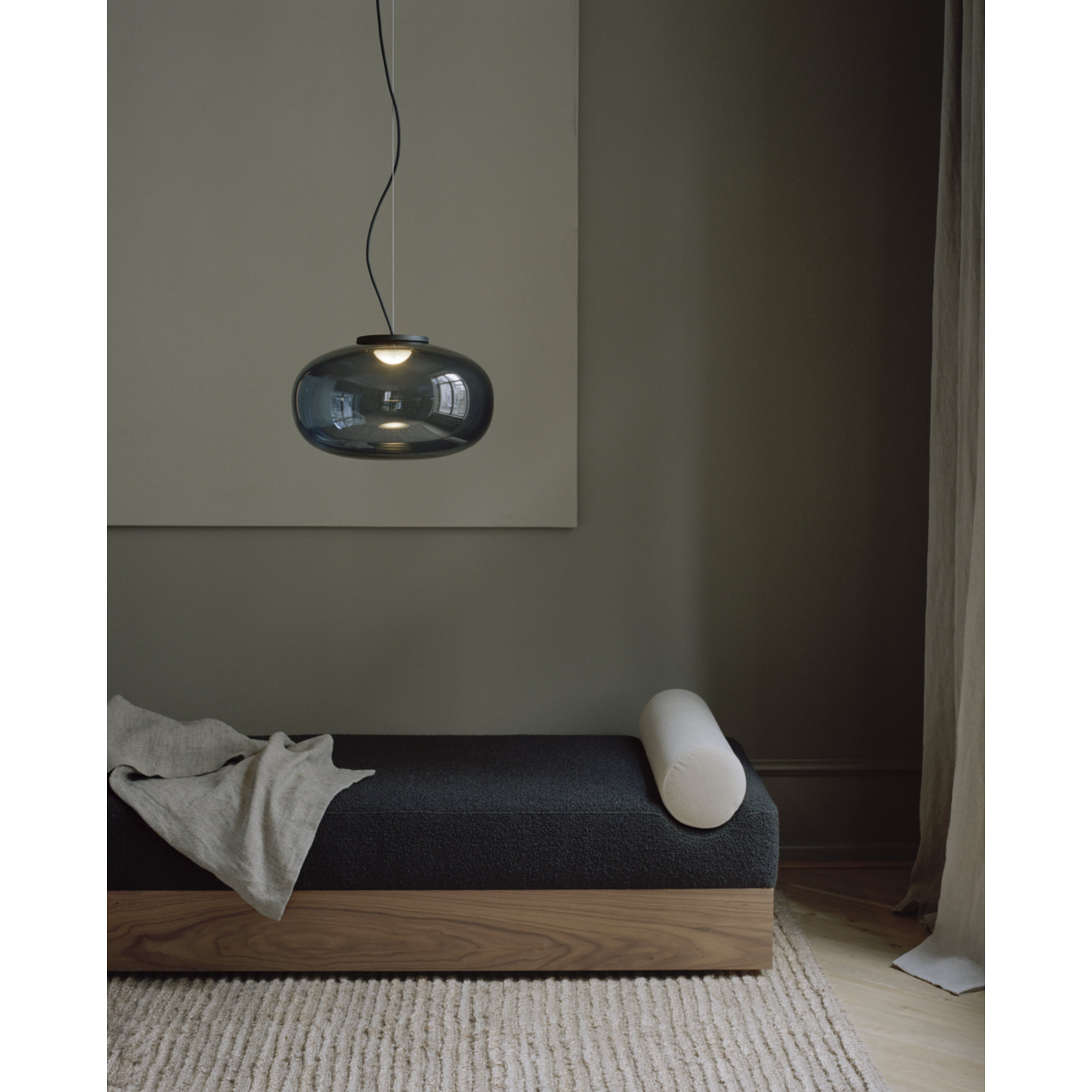 Karl-Johan Lampada a sospensione, Large Ø40, Vetro fumé, EU New Works vista2