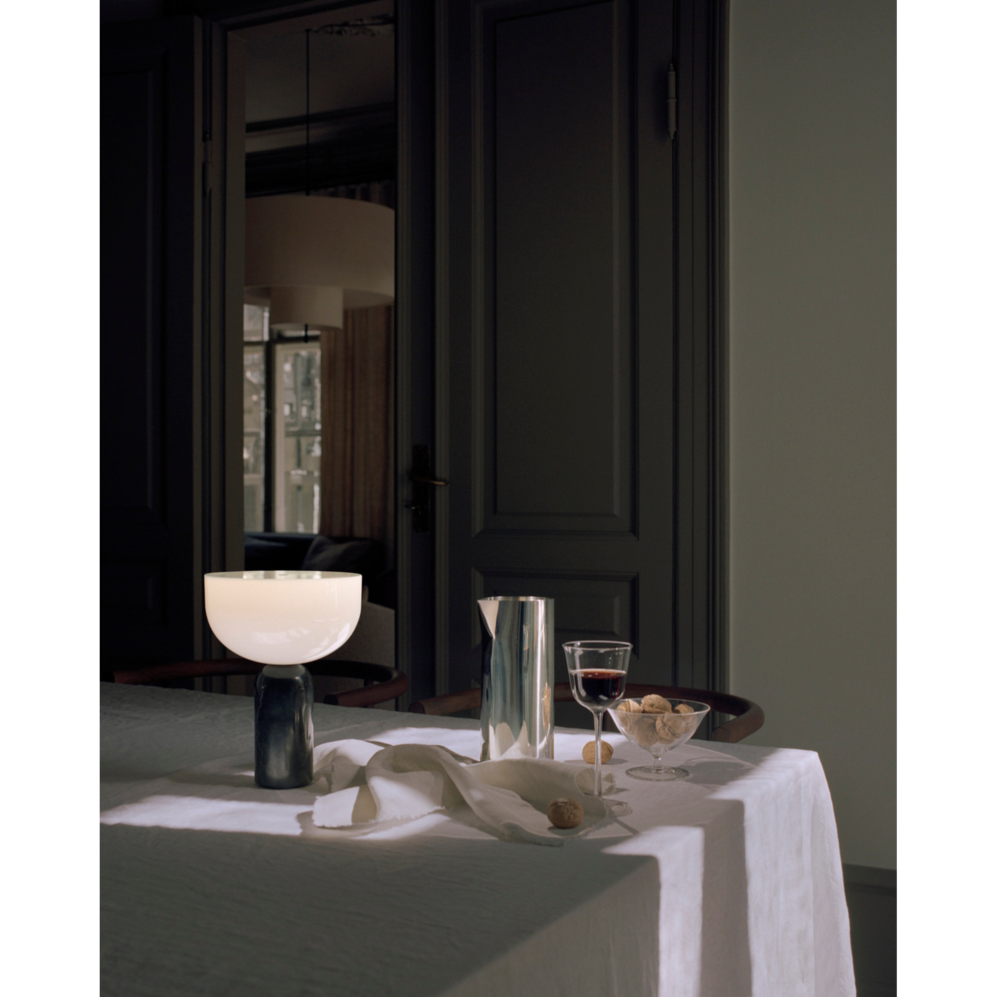 Kizu Portatile Lampada da tavolo, Nero Marmo New Works vista6
